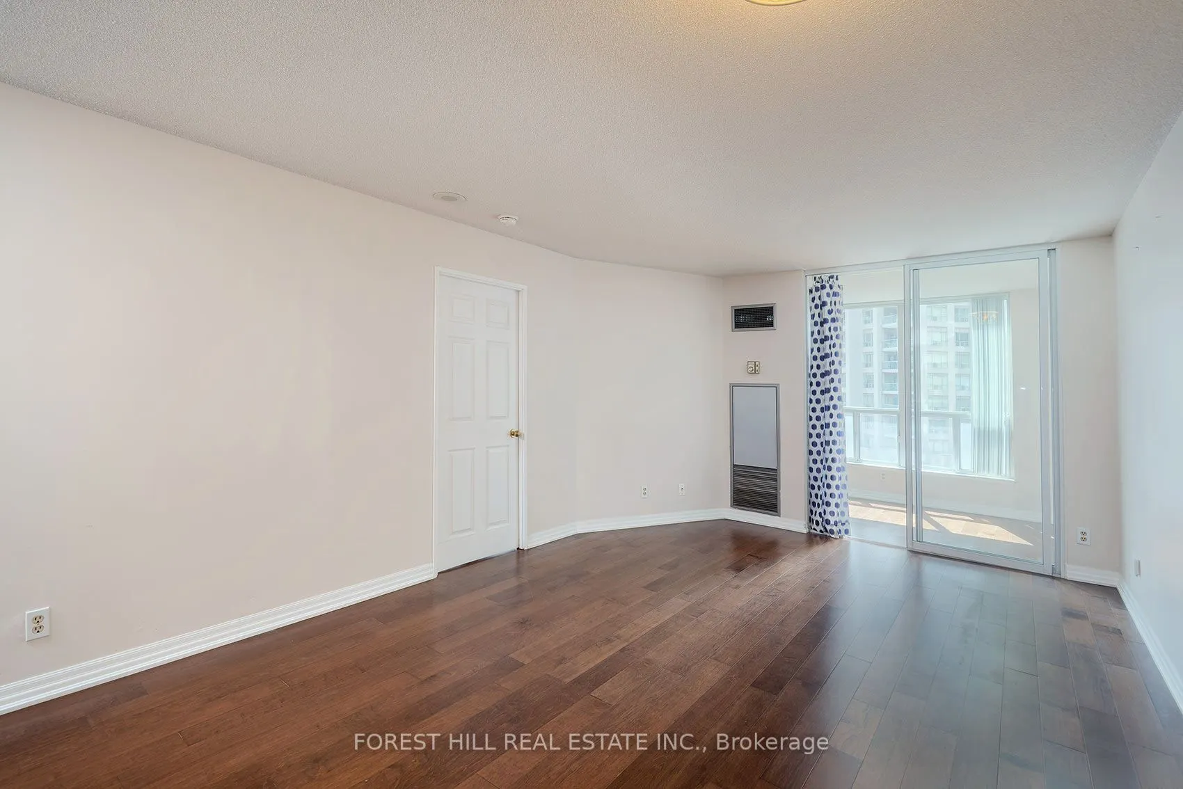 24 Wellesley Street W #1303