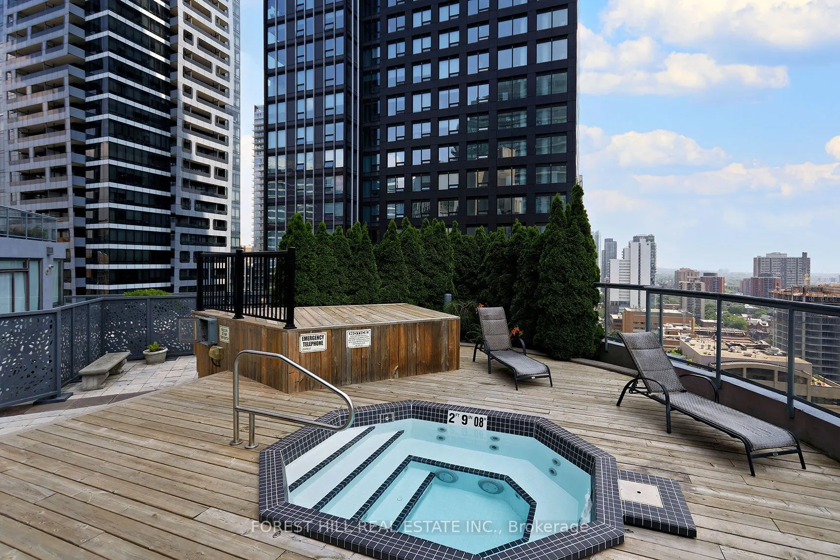 24 Wellesley Street W #1303