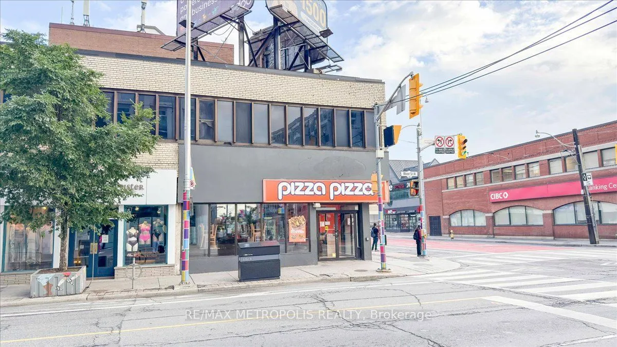 558 BLOOR ST Street