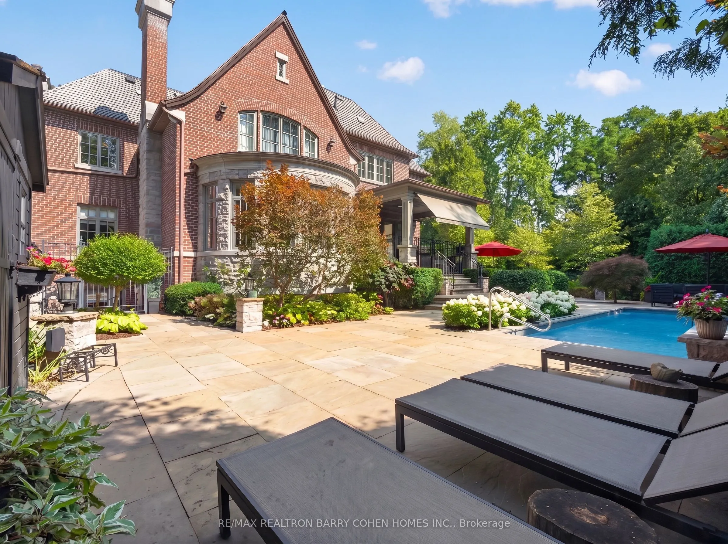 21 Don Ridge Drive