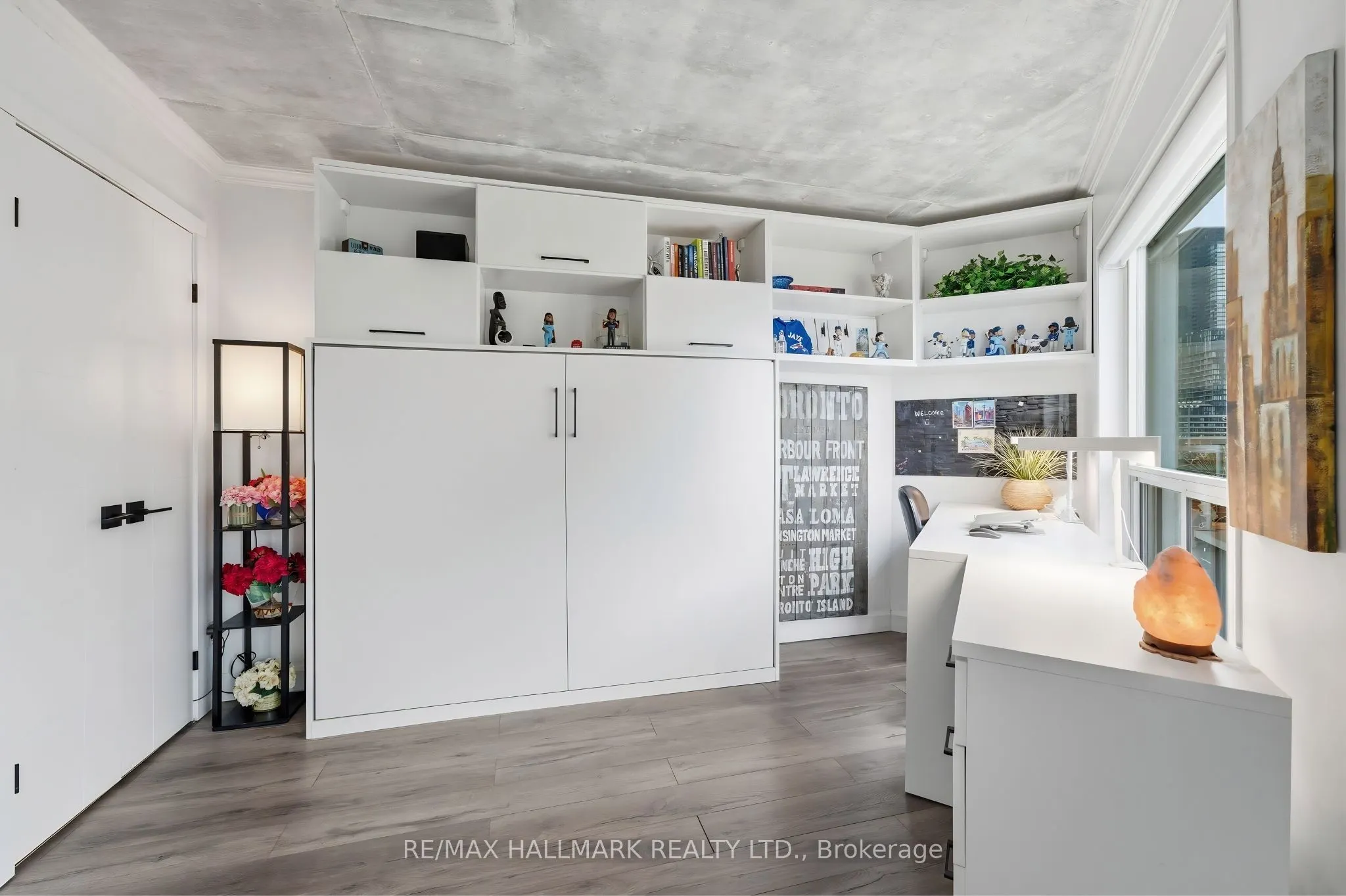 600 Queens Quay W #705