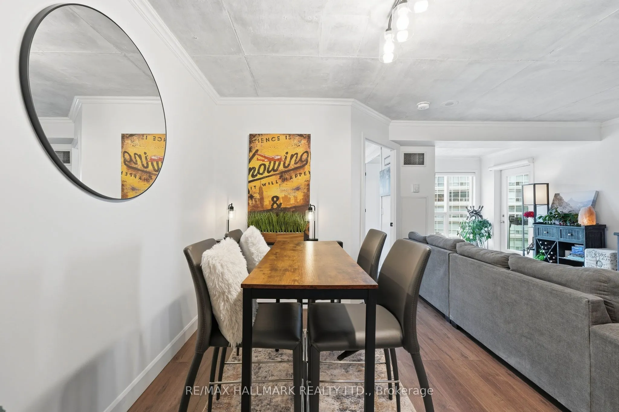 600 Queens Quay W #705
