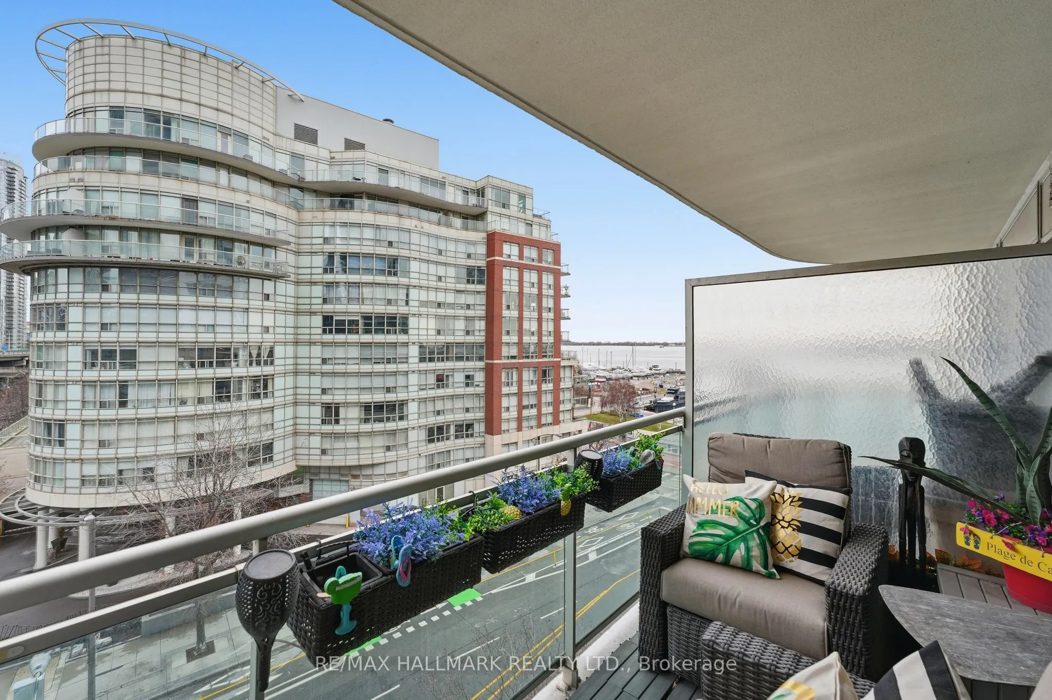 600 Queens Quay W #705