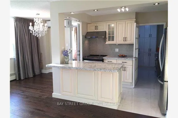 5 Parkway Forest Drive