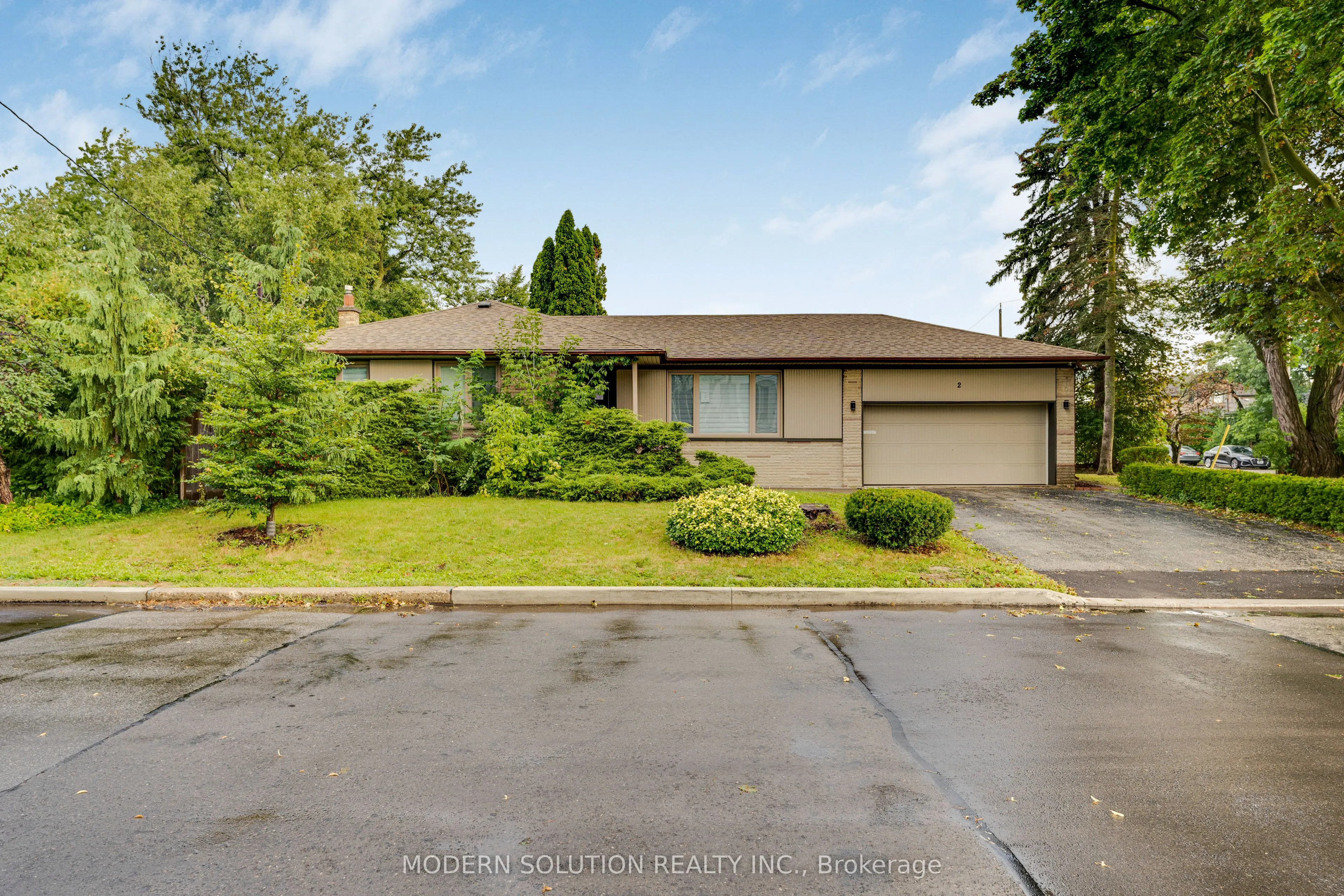 2 Caswell Drive
