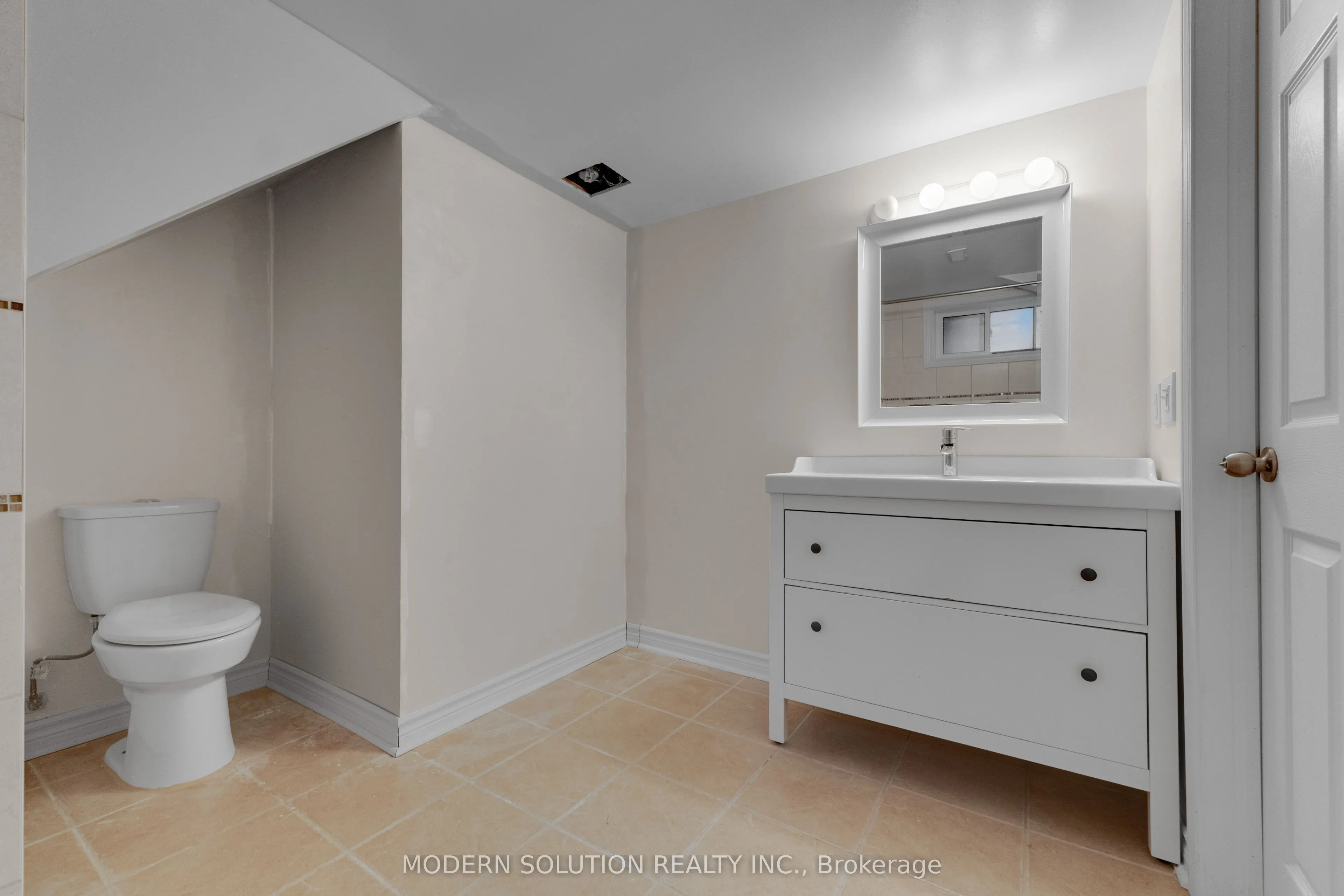 2 Caswell Drive
