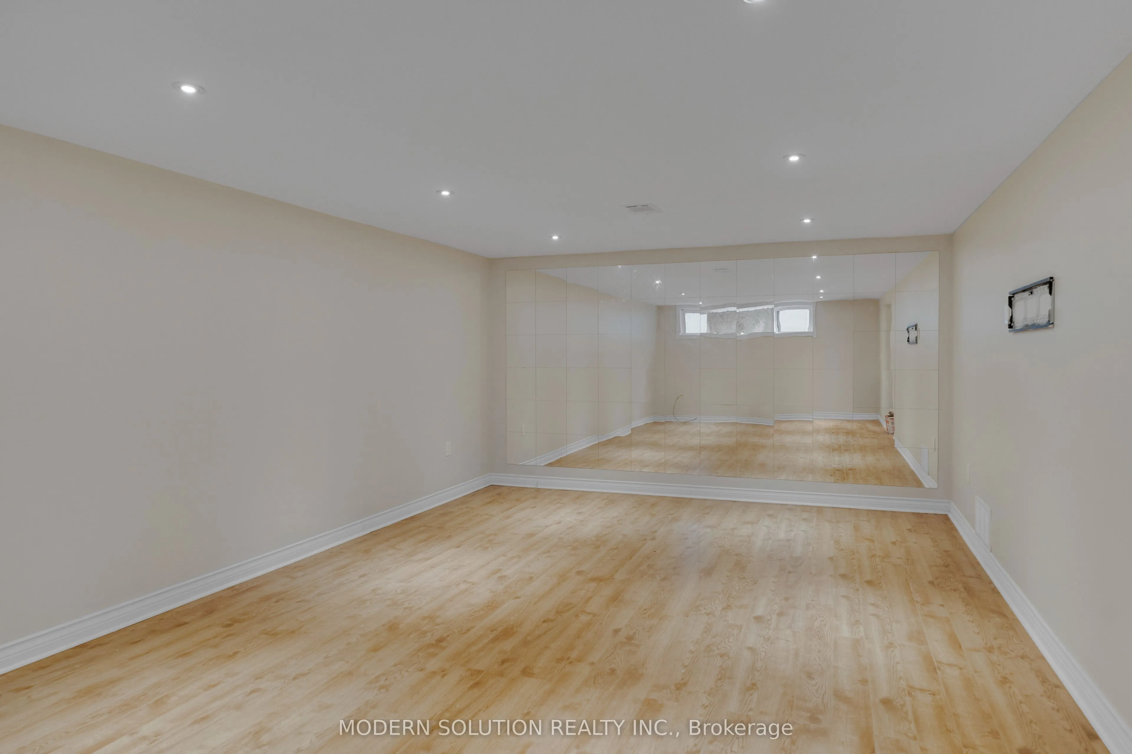 2 Caswell Drive