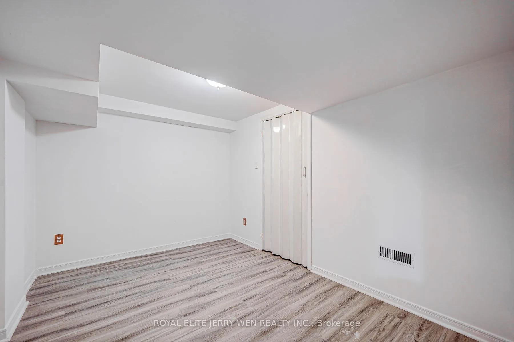 171 Lawrence Avenue W #basemt