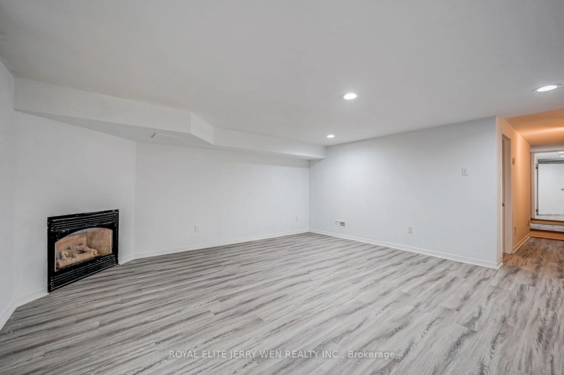 171 Lawrence Avenue W #basemt
