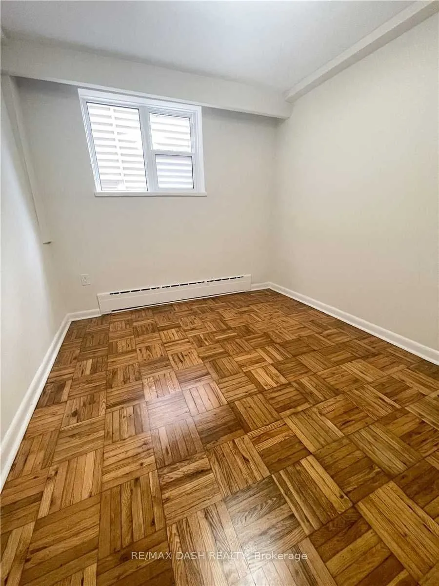 79 Greensides Avenue #Lower