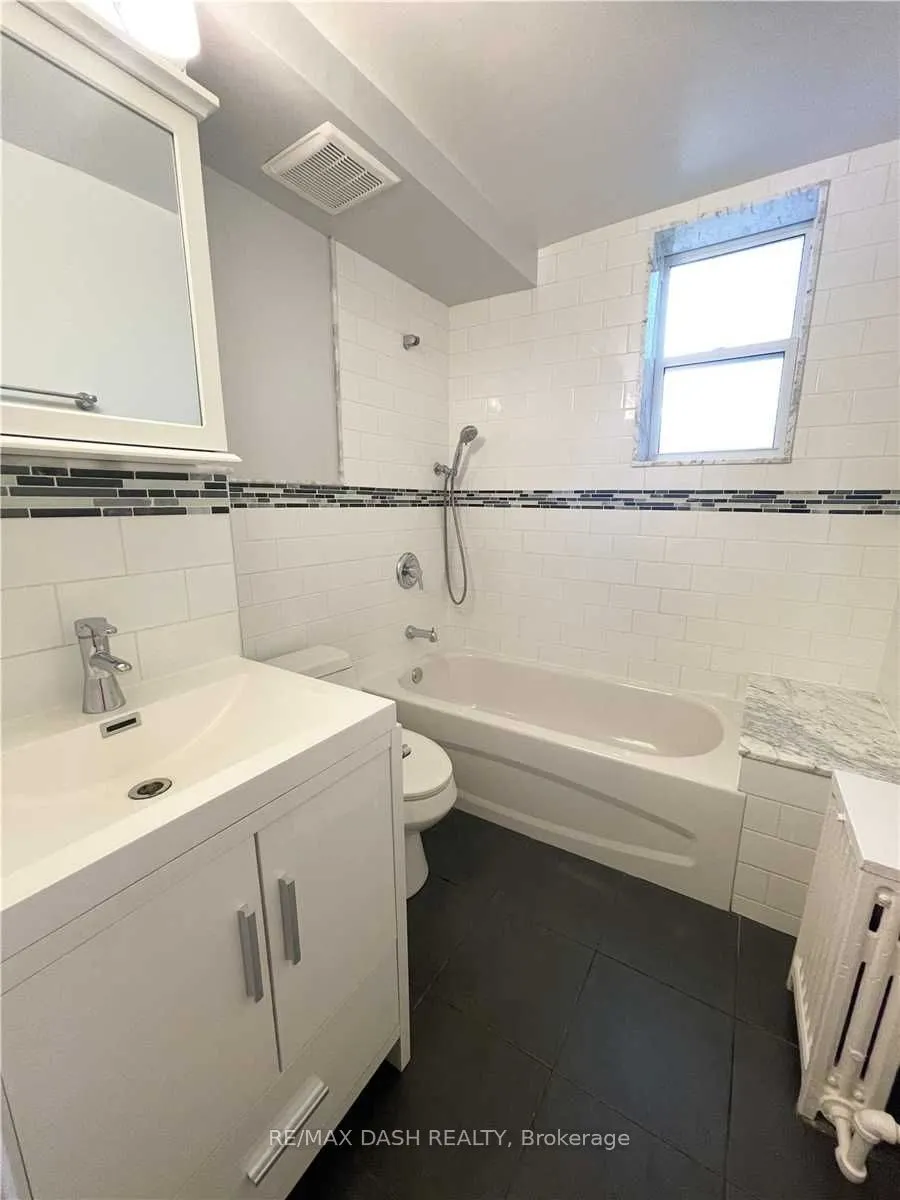 79 Greensides Avenue #Lower