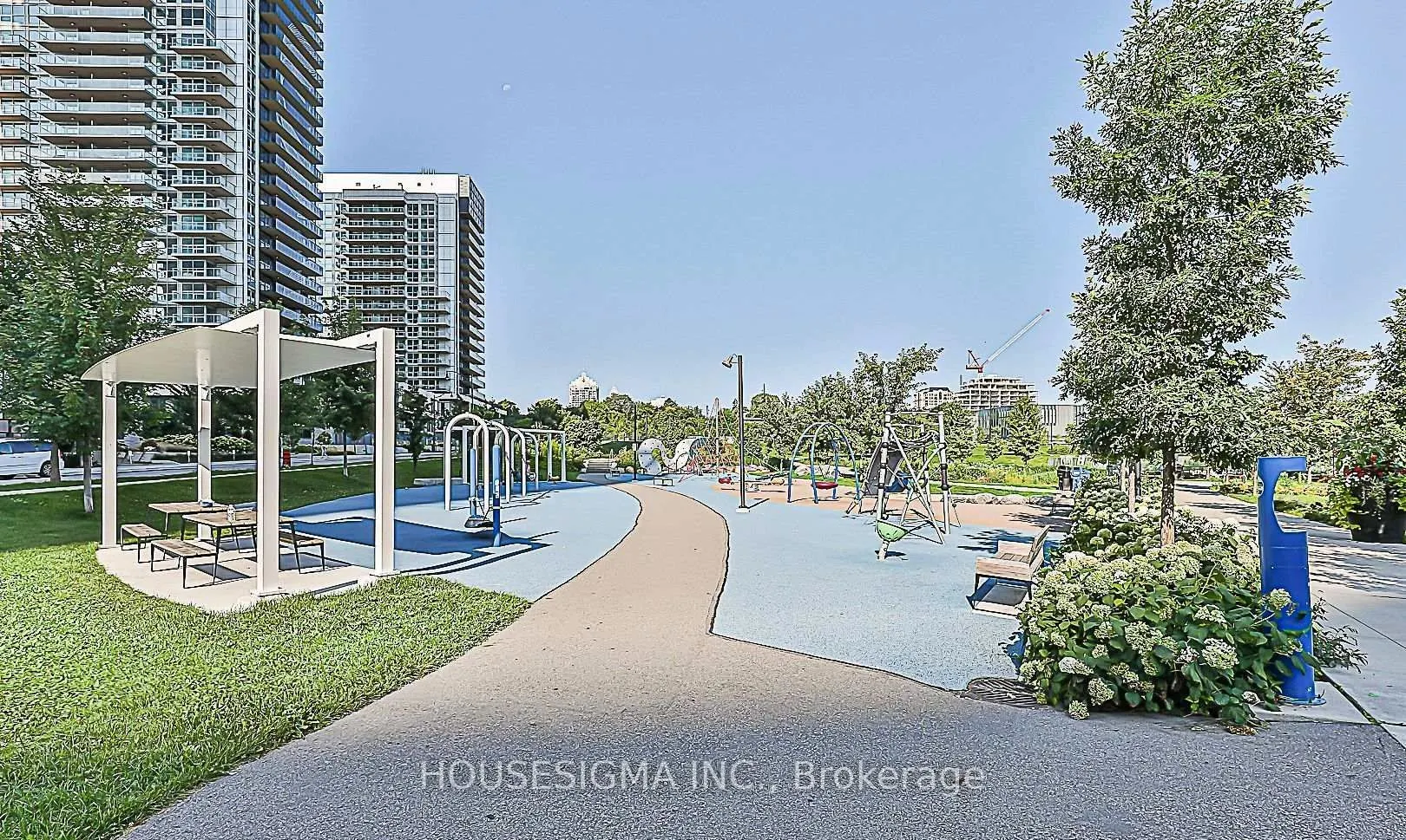 25 McMahon Drive #1803