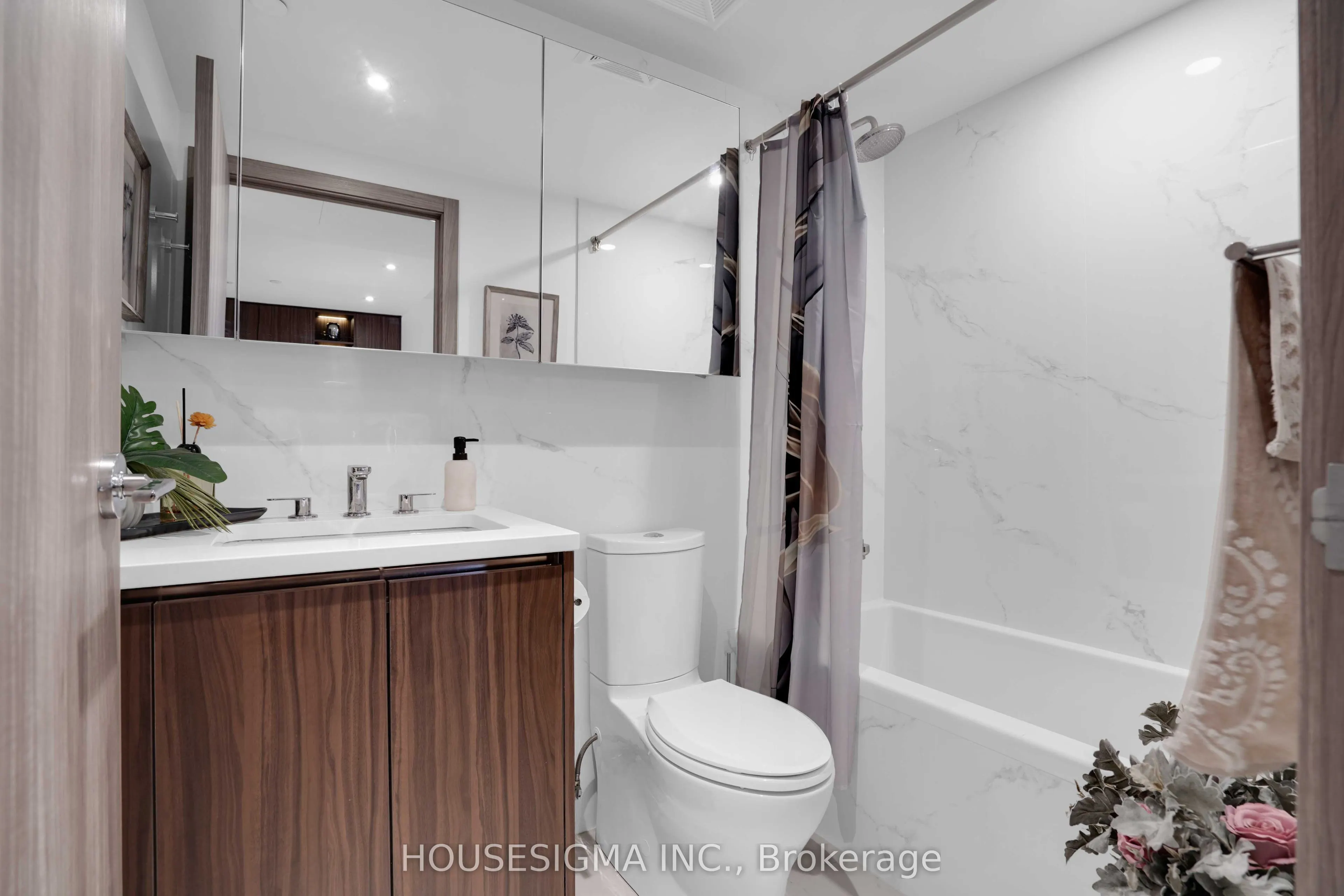 25 McMahon Drive #1803