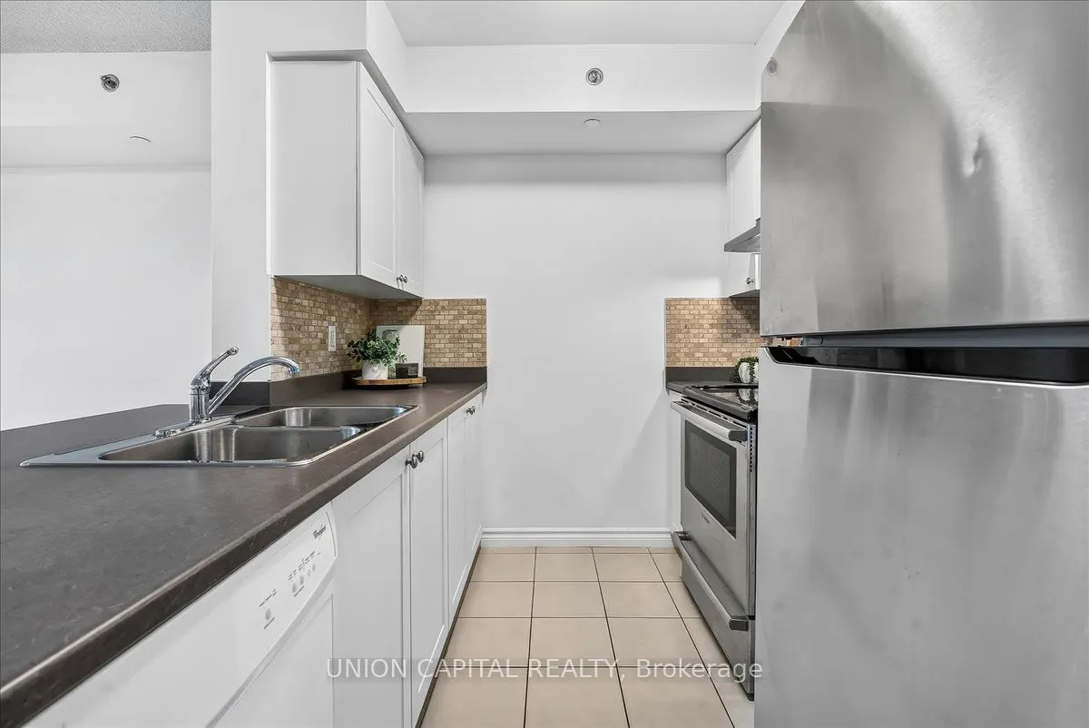 35 Saranac Boulevard #602