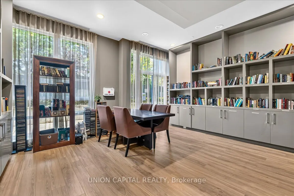 35 Saranac Boulevard #602