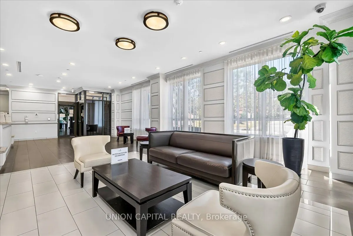 35 Saranac Boulevard #602