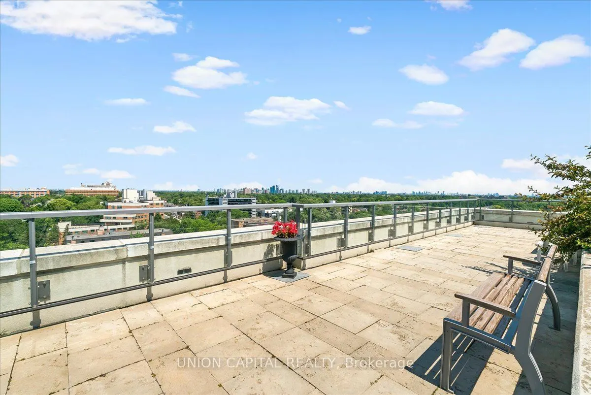 35 Saranac Boulevard #602