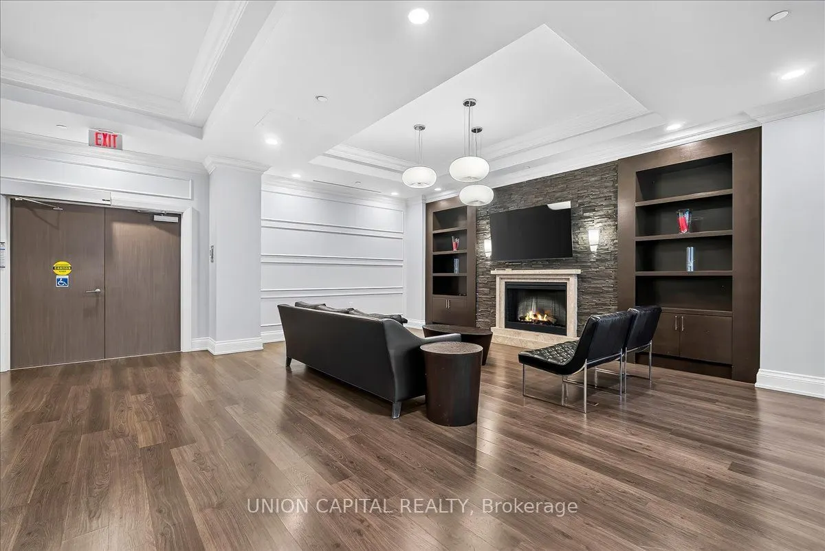 35 Saranac Boulevard #602