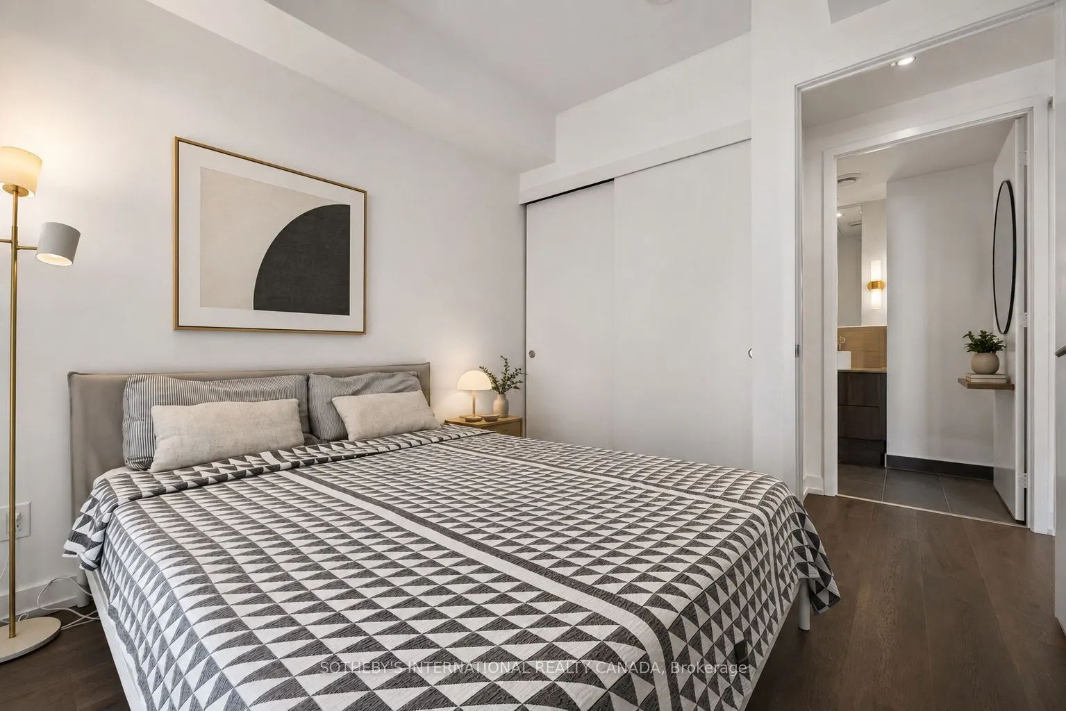 161 Roehampton Avenue #3001