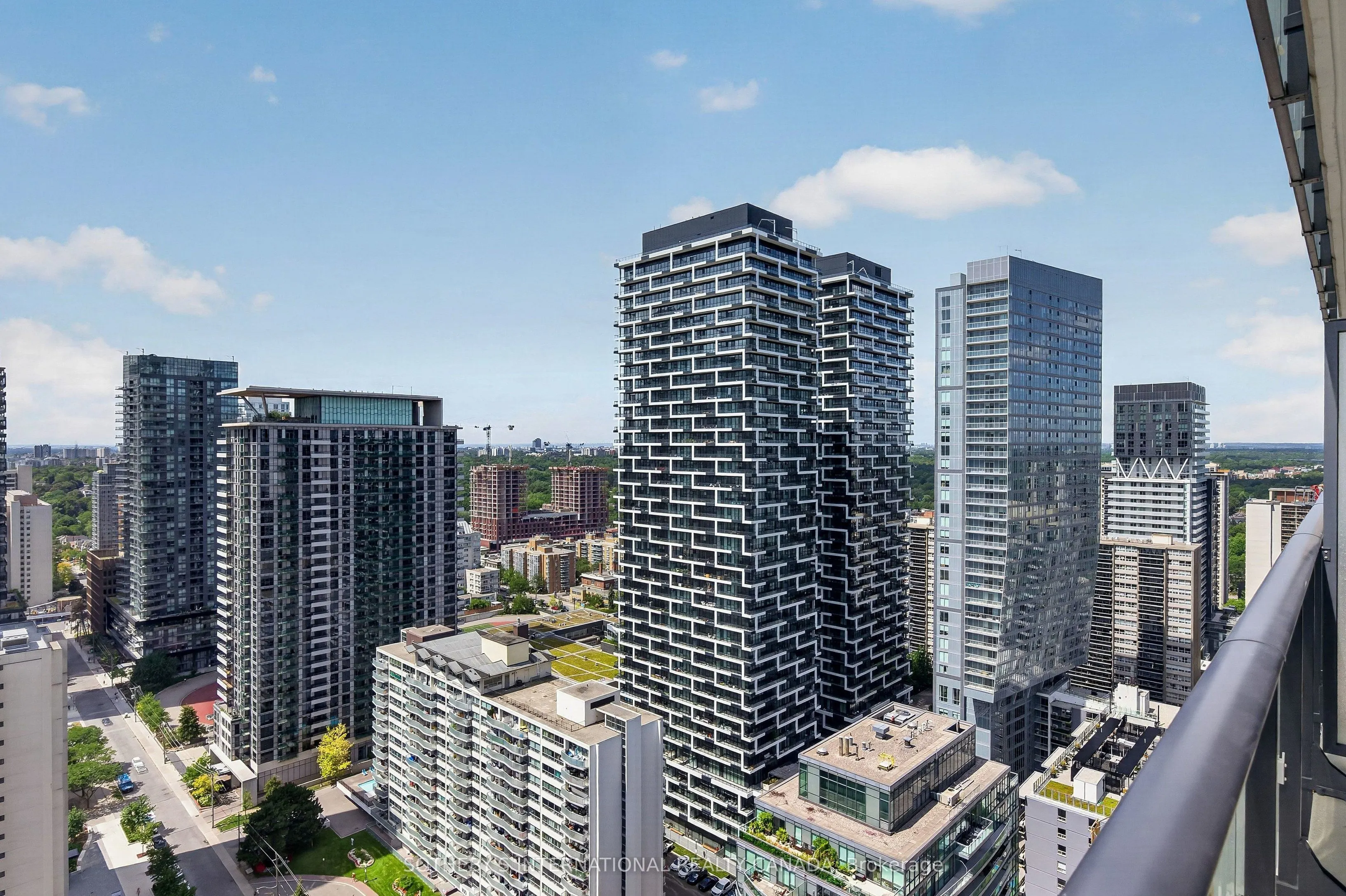 161 Roehampton Avenue #3001