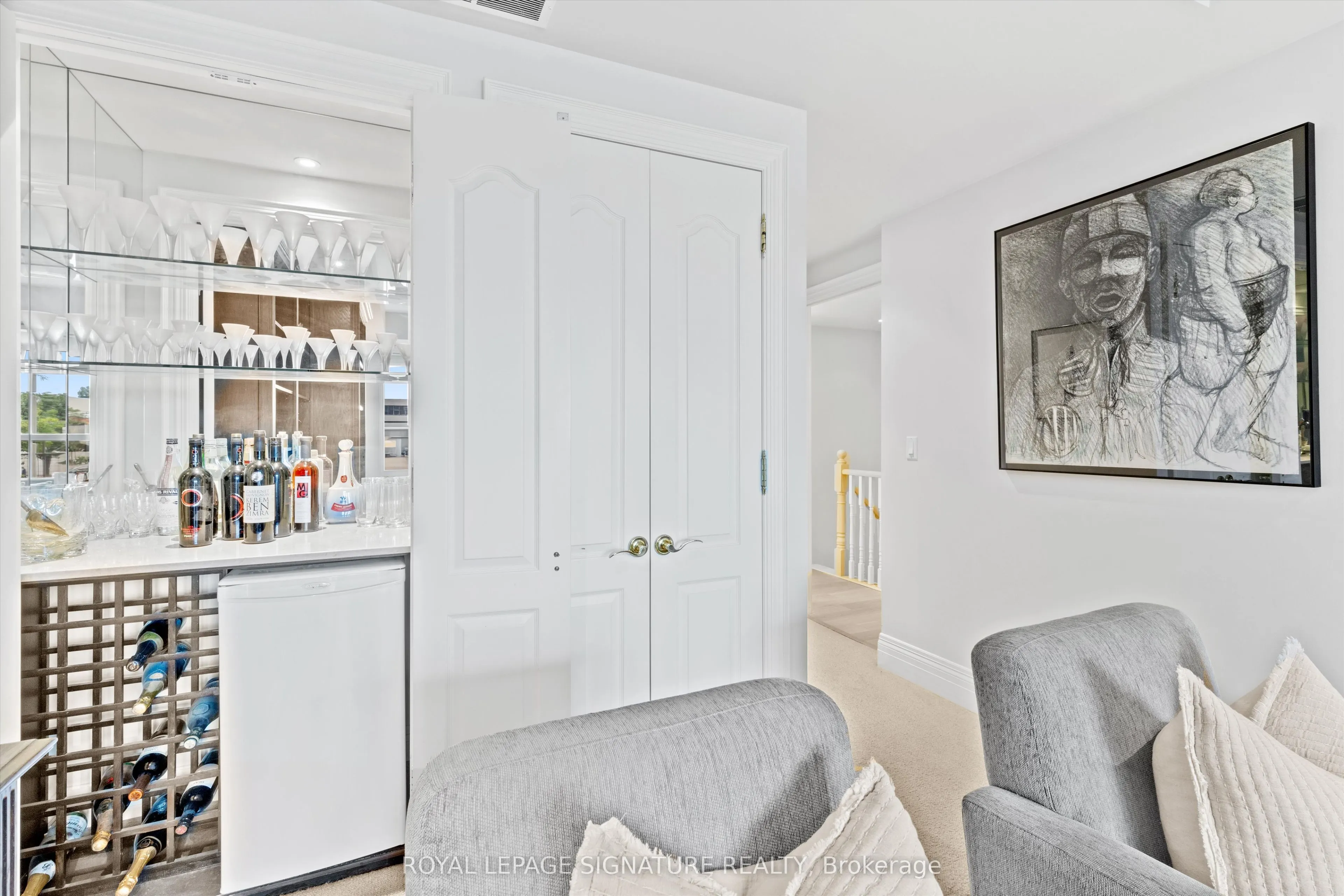 33 Delisle Avenue #108