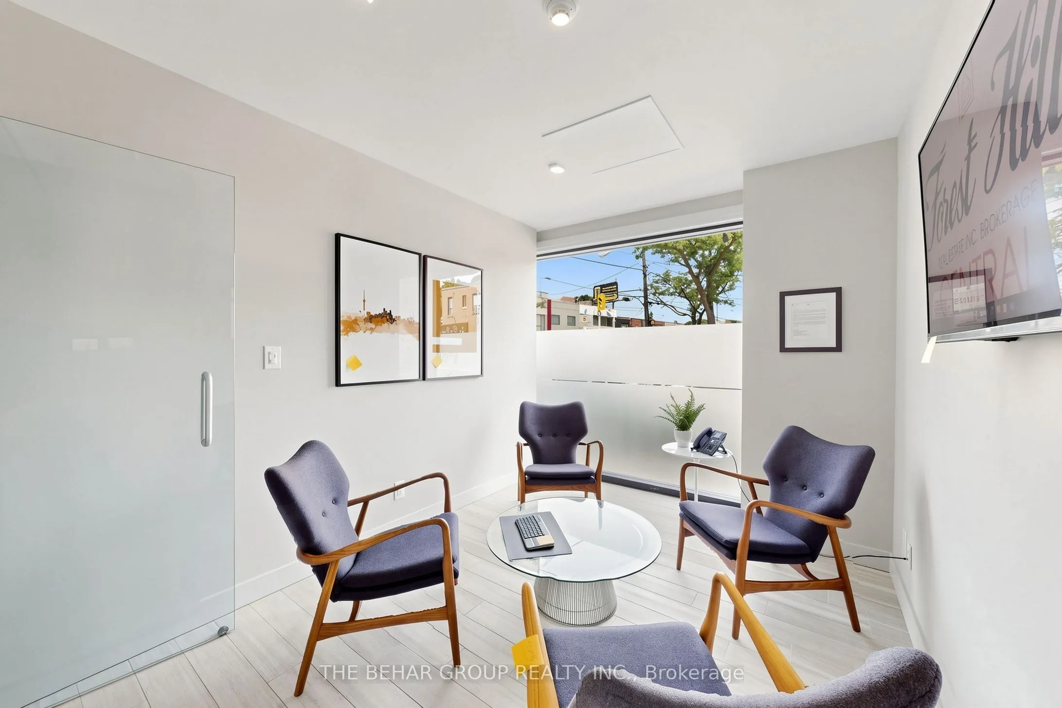 1911 Avenue Road #2nd Floor Only