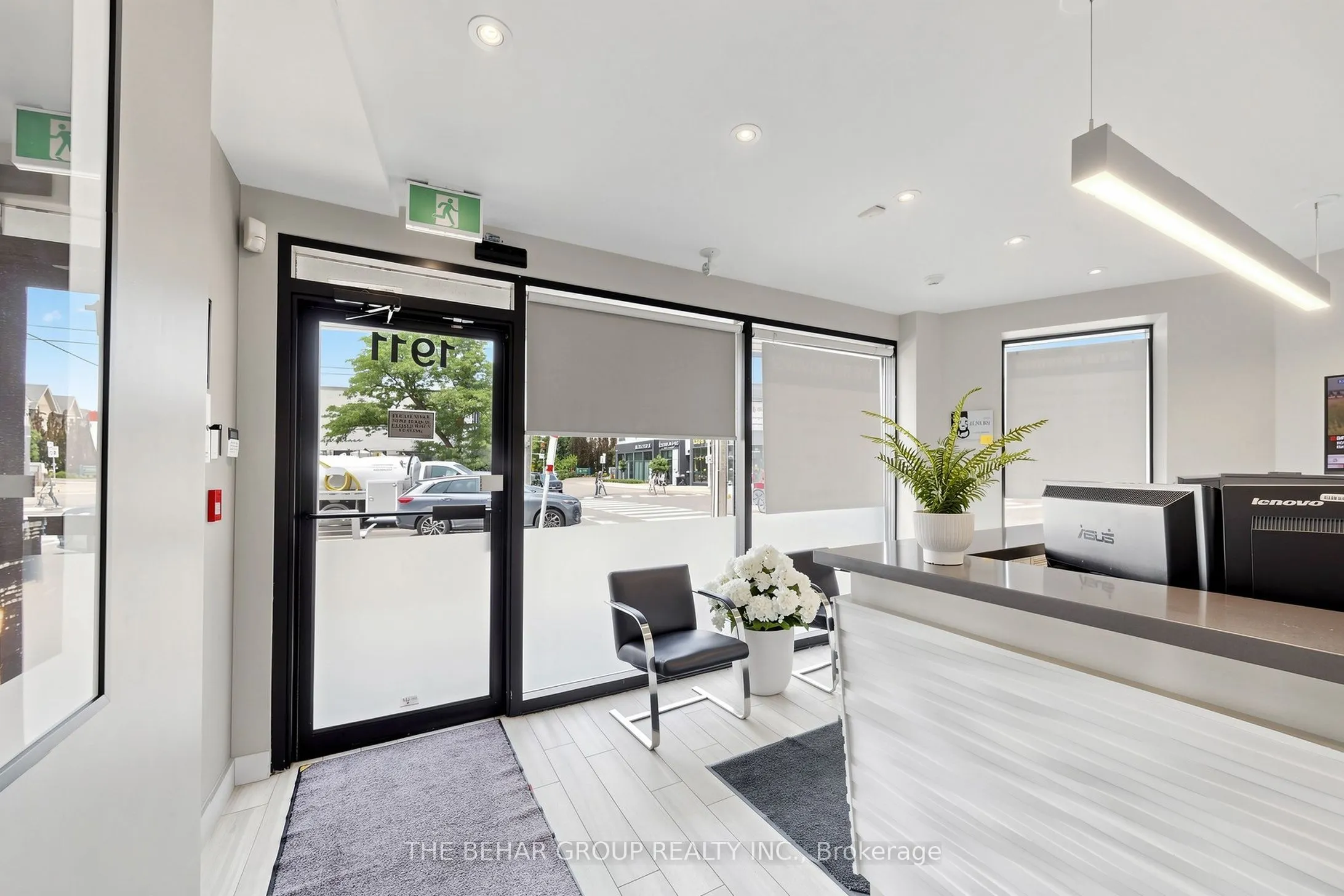 1911 Avenue Road #2nd Floor Only