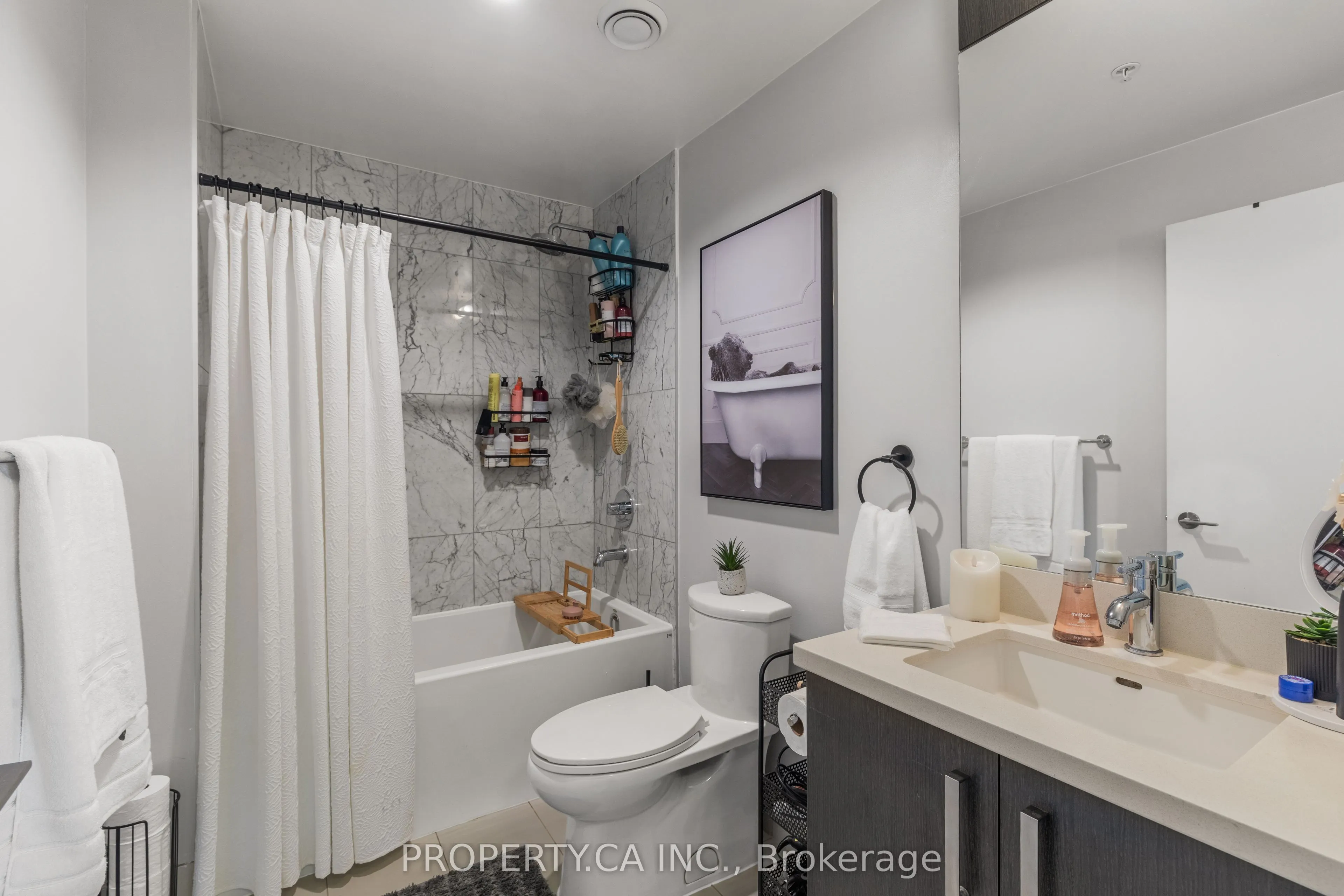 120 Bayview Avenue #N122