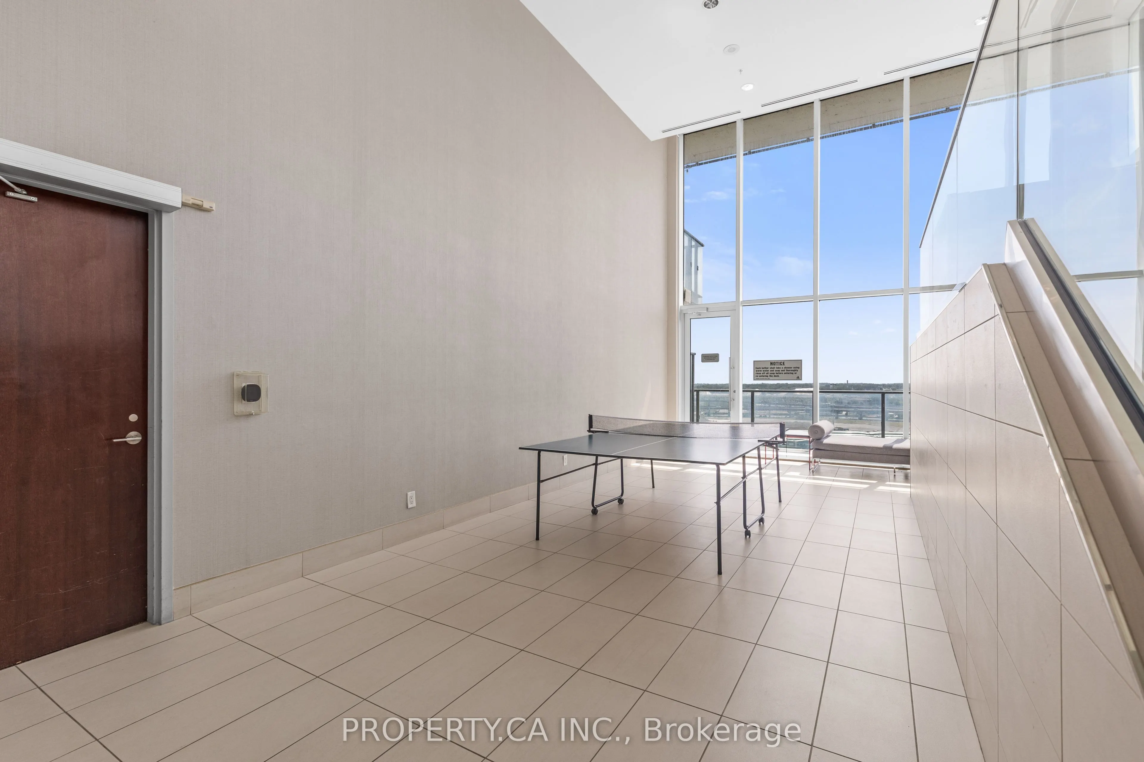120 Bayview Avenue #N122
