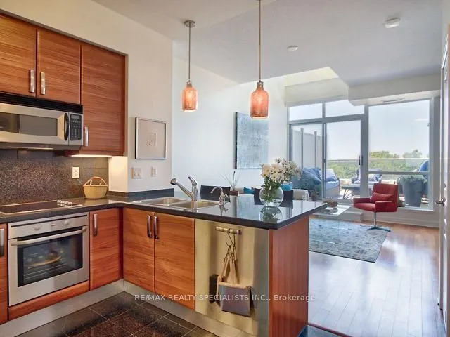 1 Avondale Avenue #501