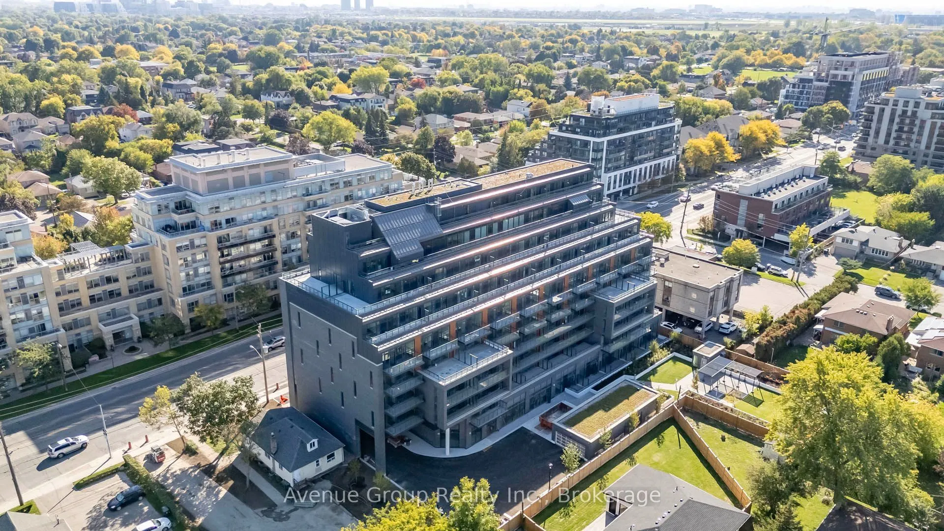 700 Sheppard Avenue W #414