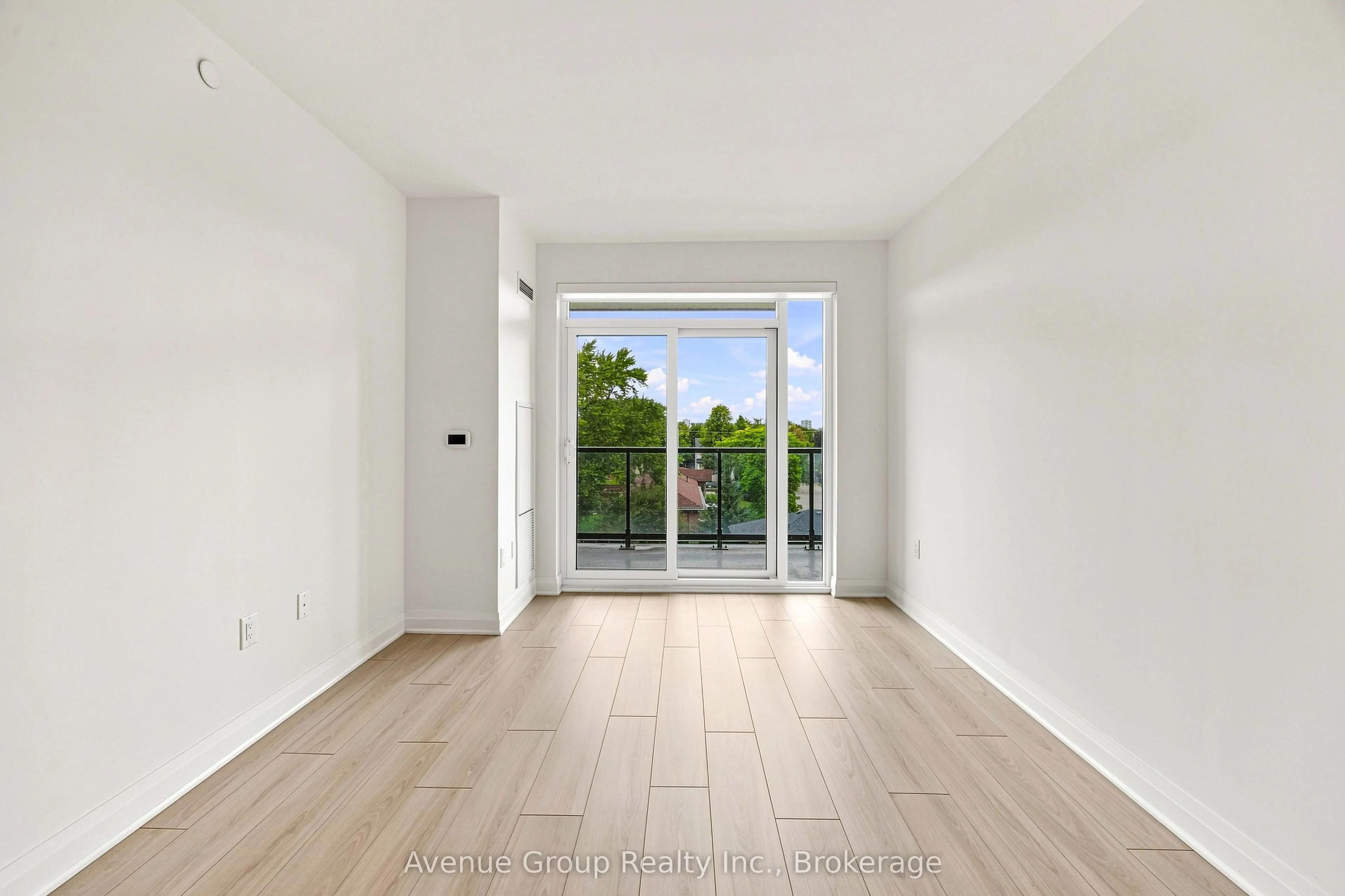 700 Sheppard Avenue W #414