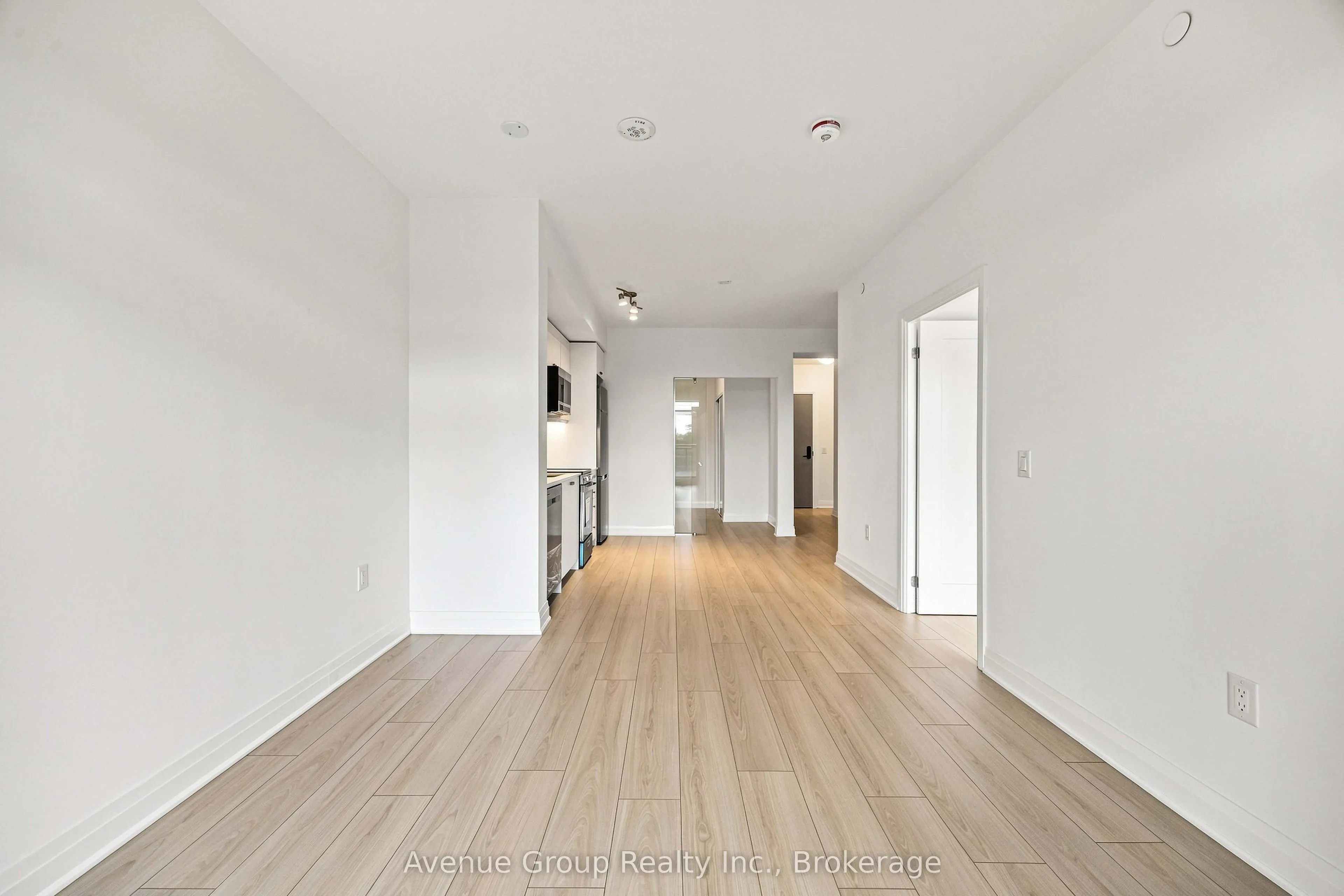 700 Sheppard Avenue W #414