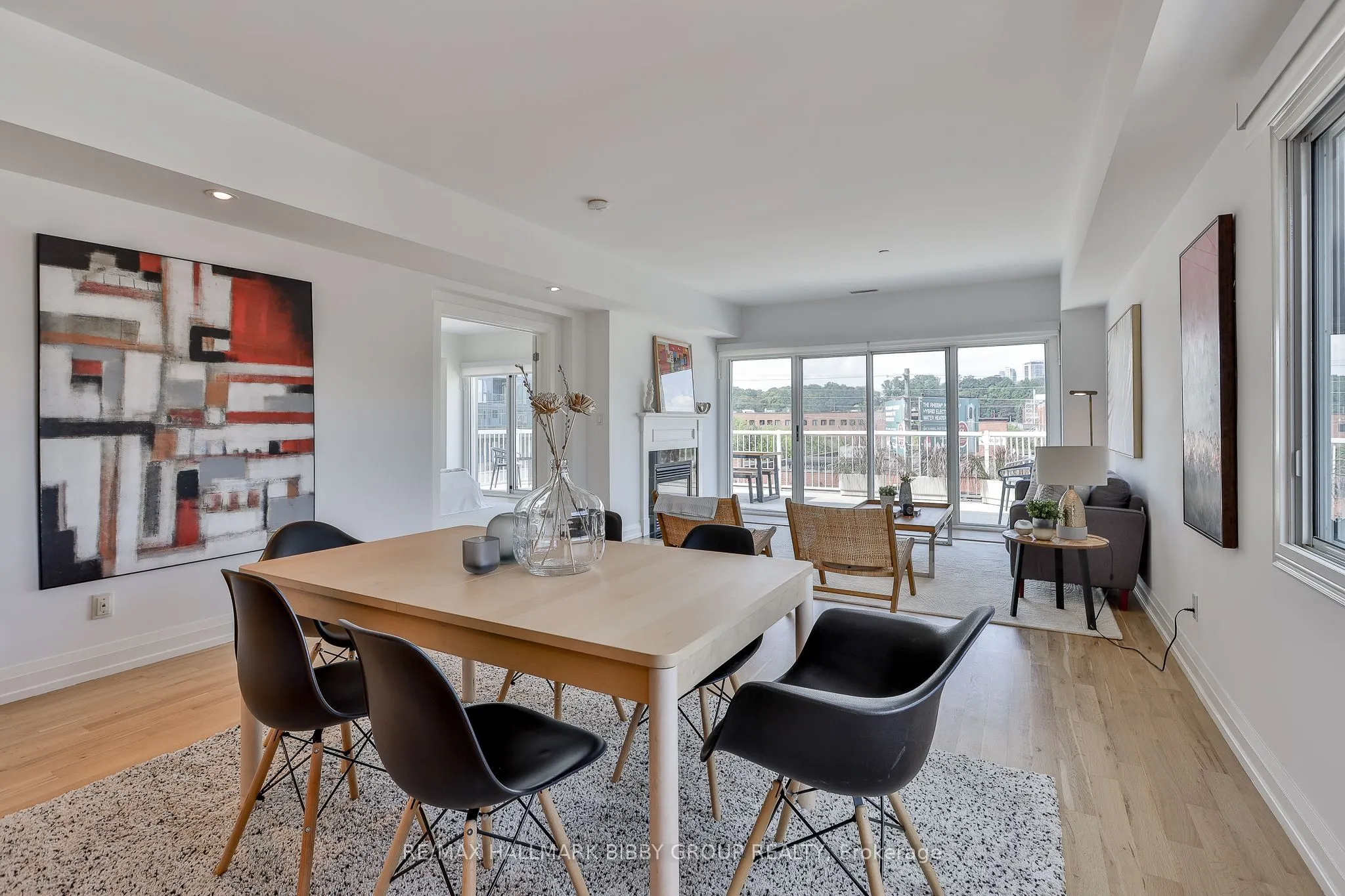 473 Dupont Street #7