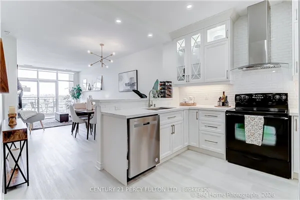 1 Leaside Park Drive #604