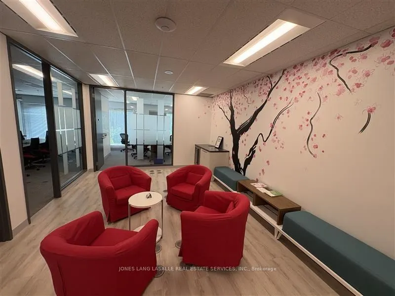36 York Mills Road #502
