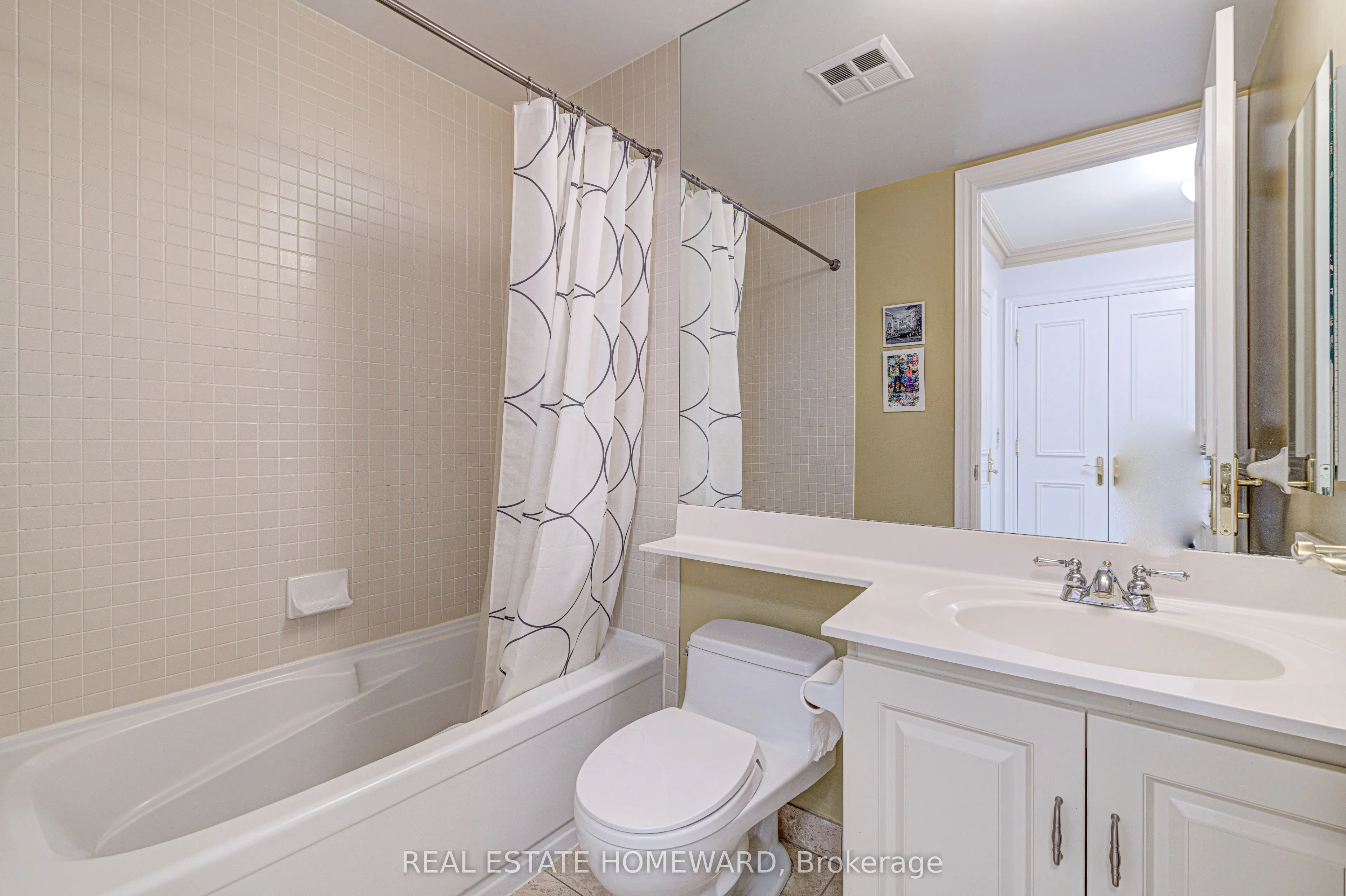 10 OLD YORK MILLS Road #206