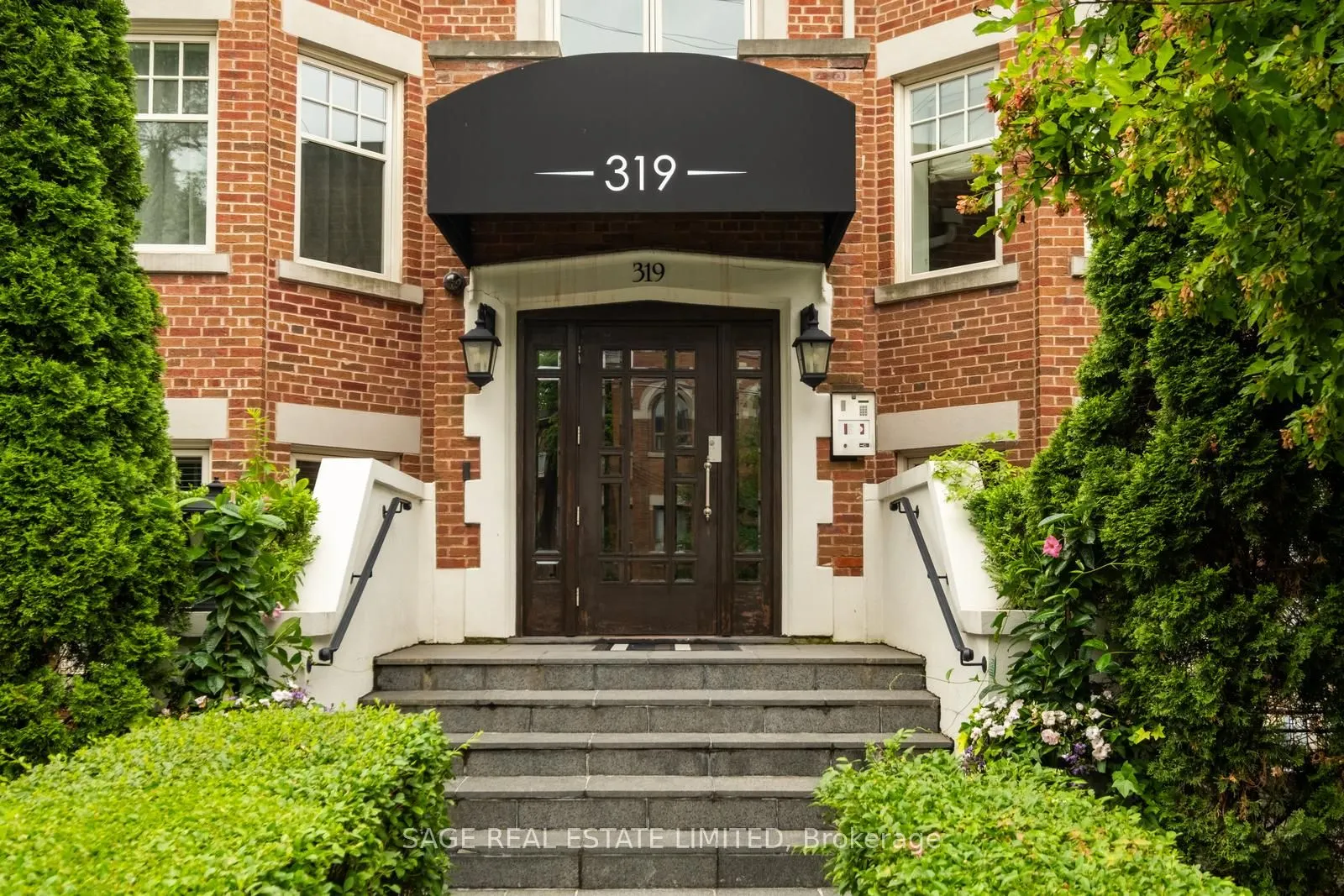 319 Lonsdale Road #3D