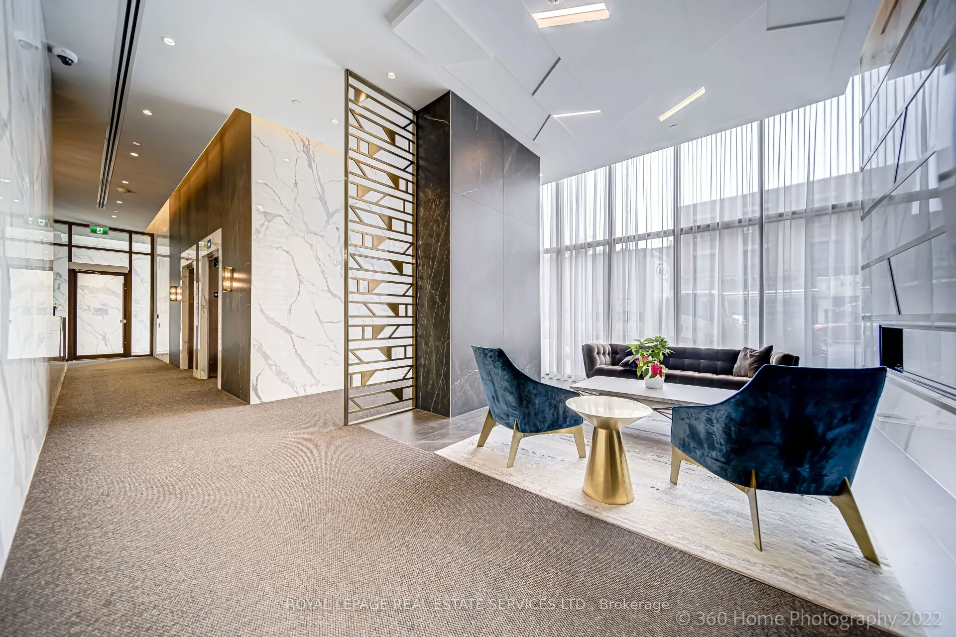 151 Avenue Road #405
