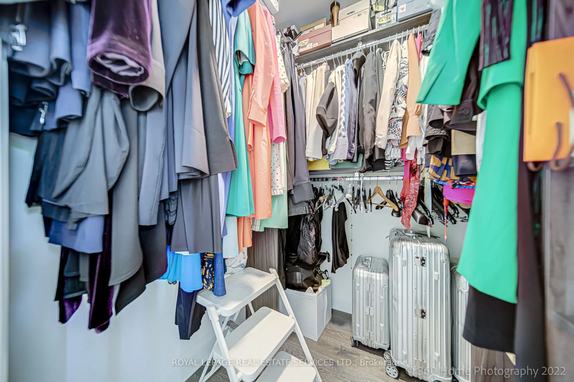 151 Avenue Road #405