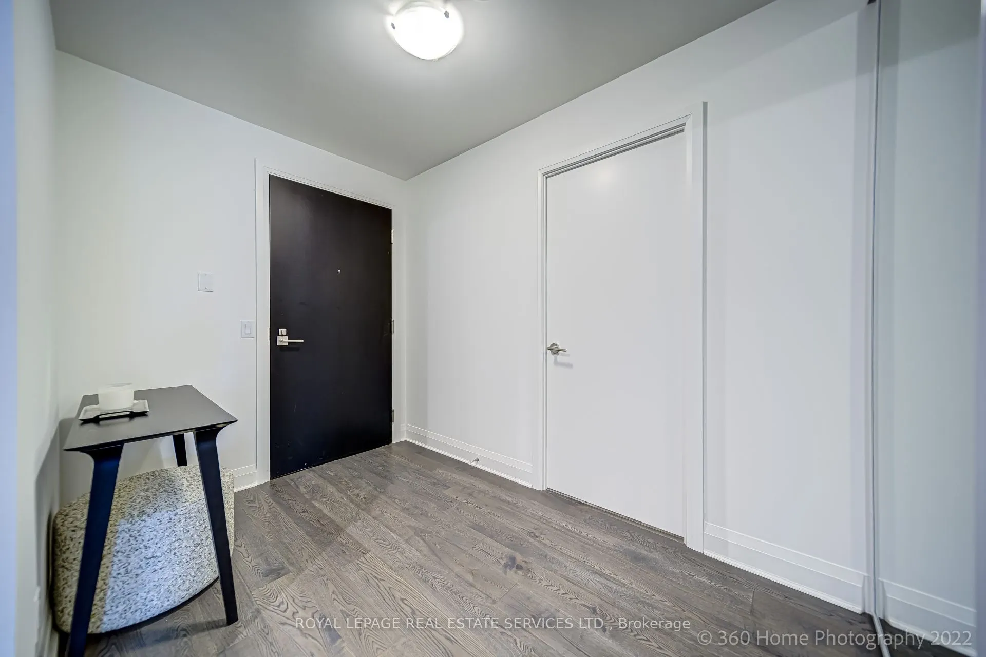 151 Avenue Road #405