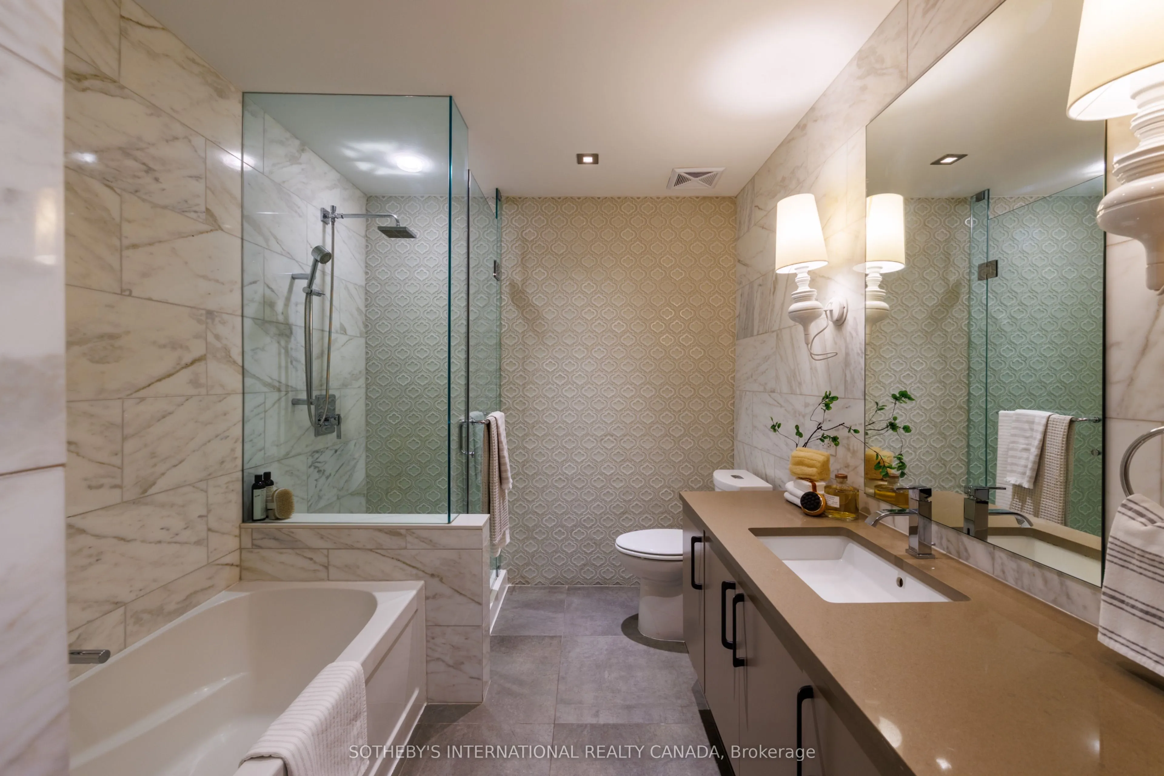 39 Sherbourne Street #1606