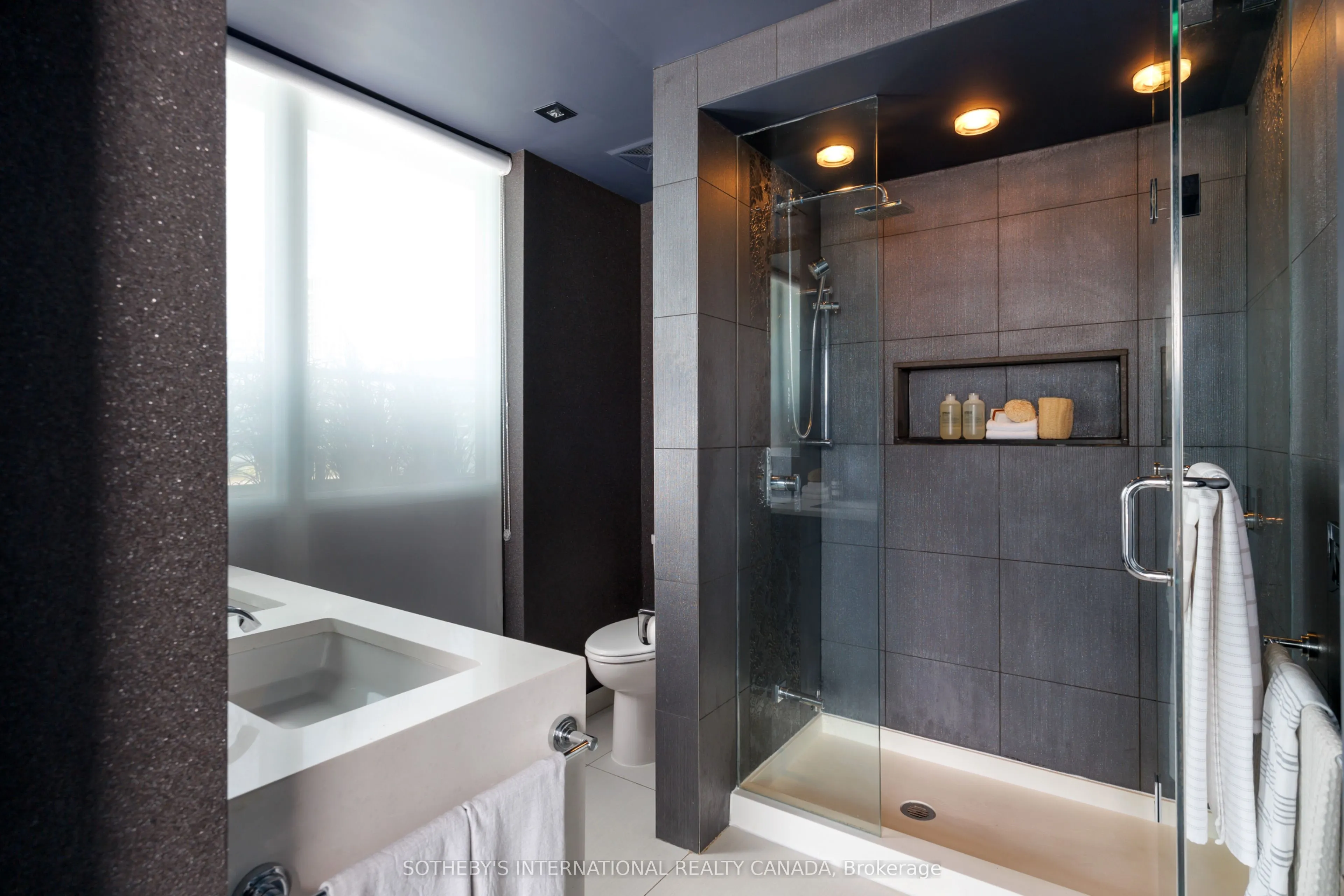 39 Sherbourne Street #1606