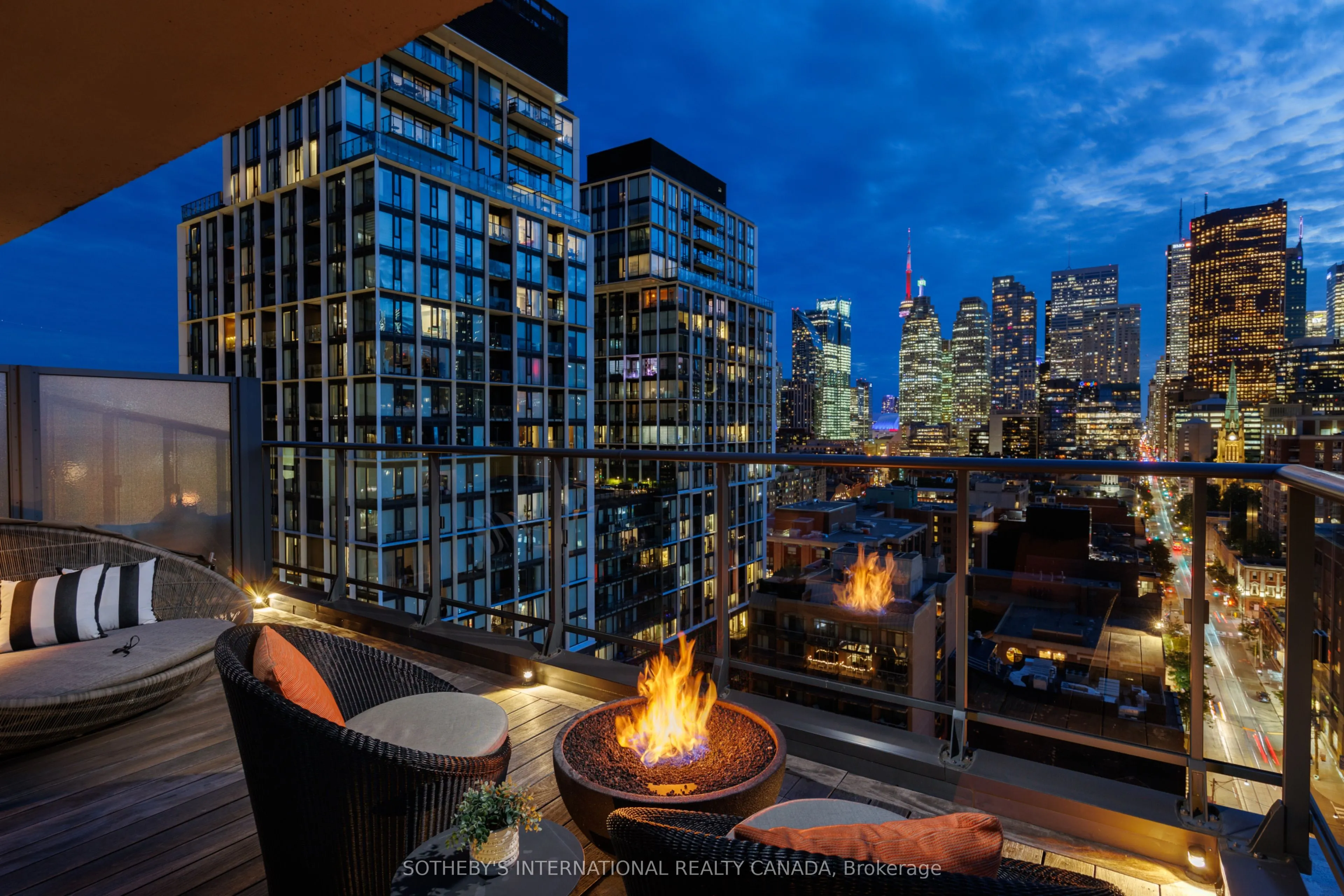 39 Sherbourne Street #1606