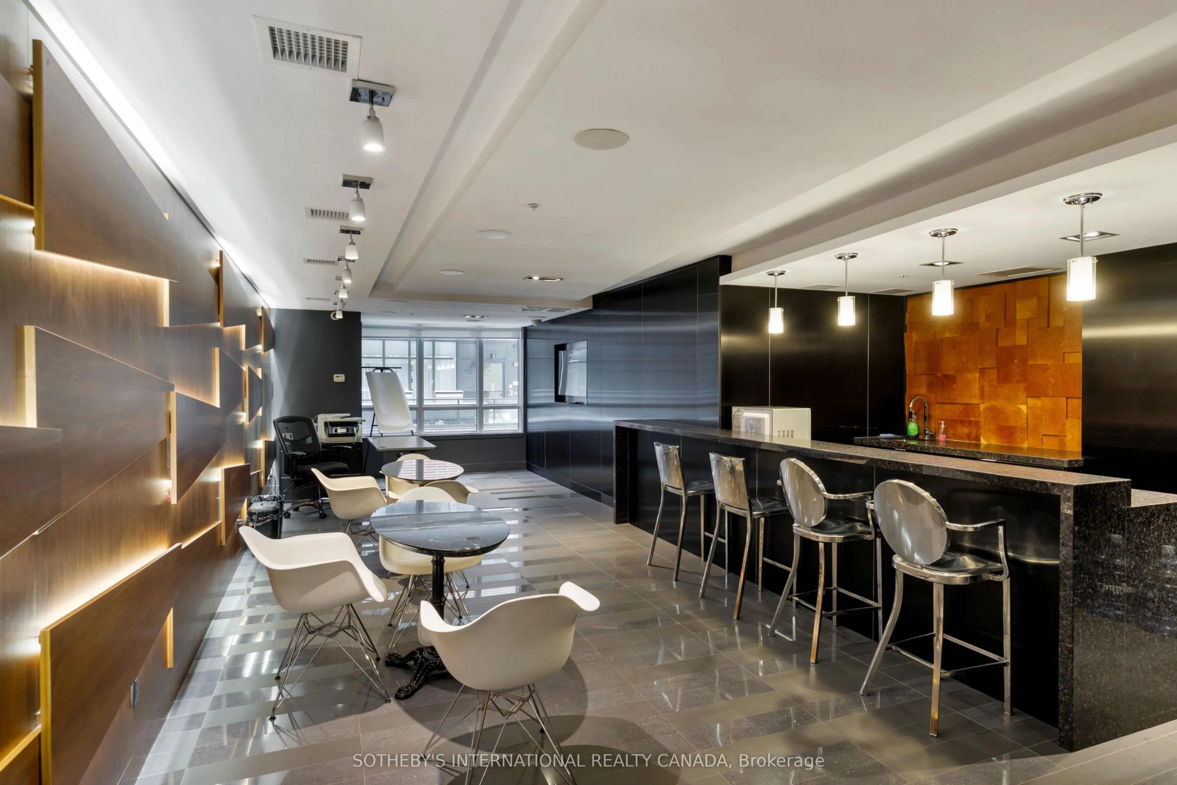 39 Sherbourne Street #1606