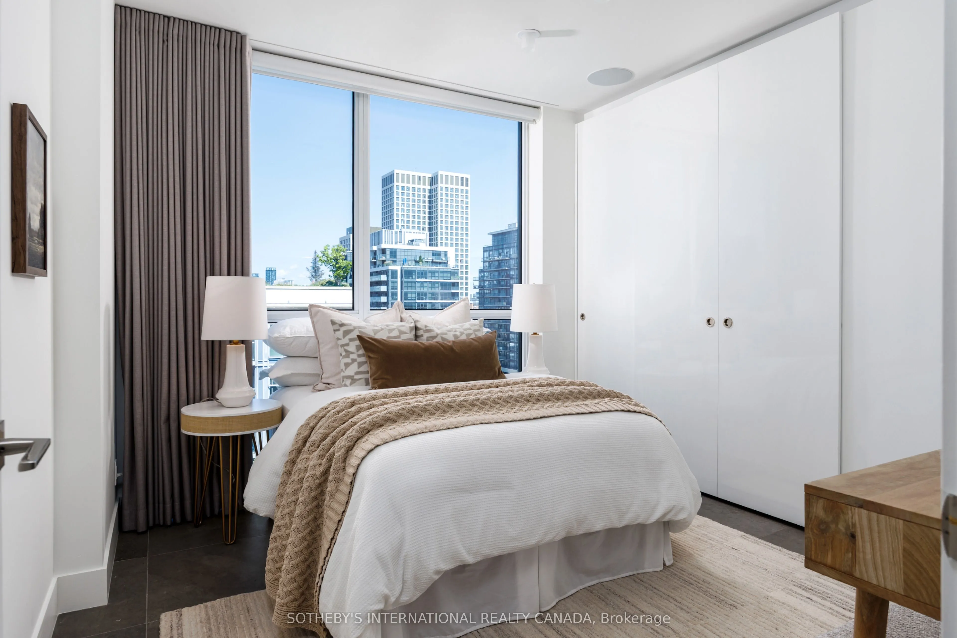 39 Sherbourne Street #1606
