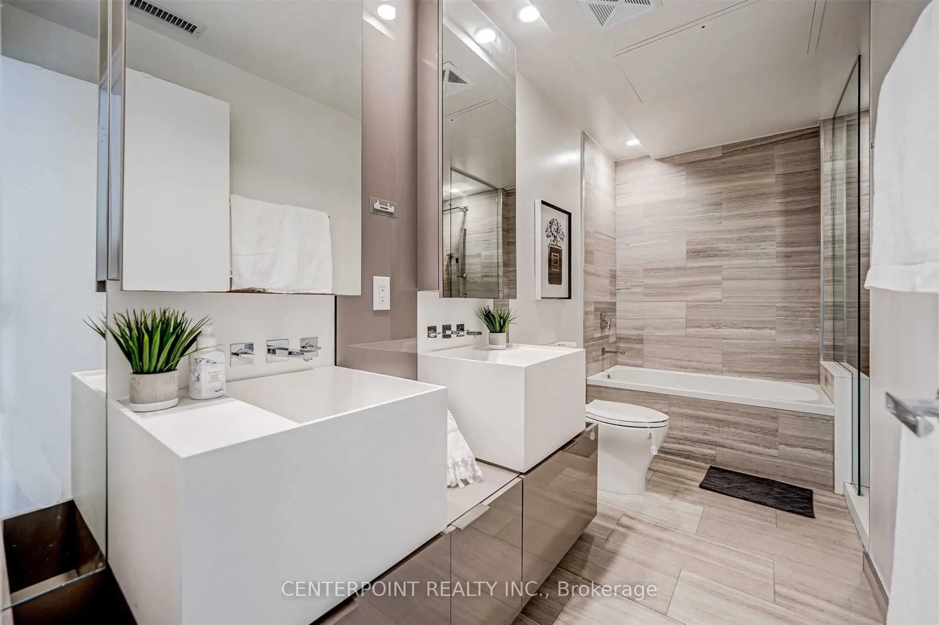 1 Bloor Street E #515