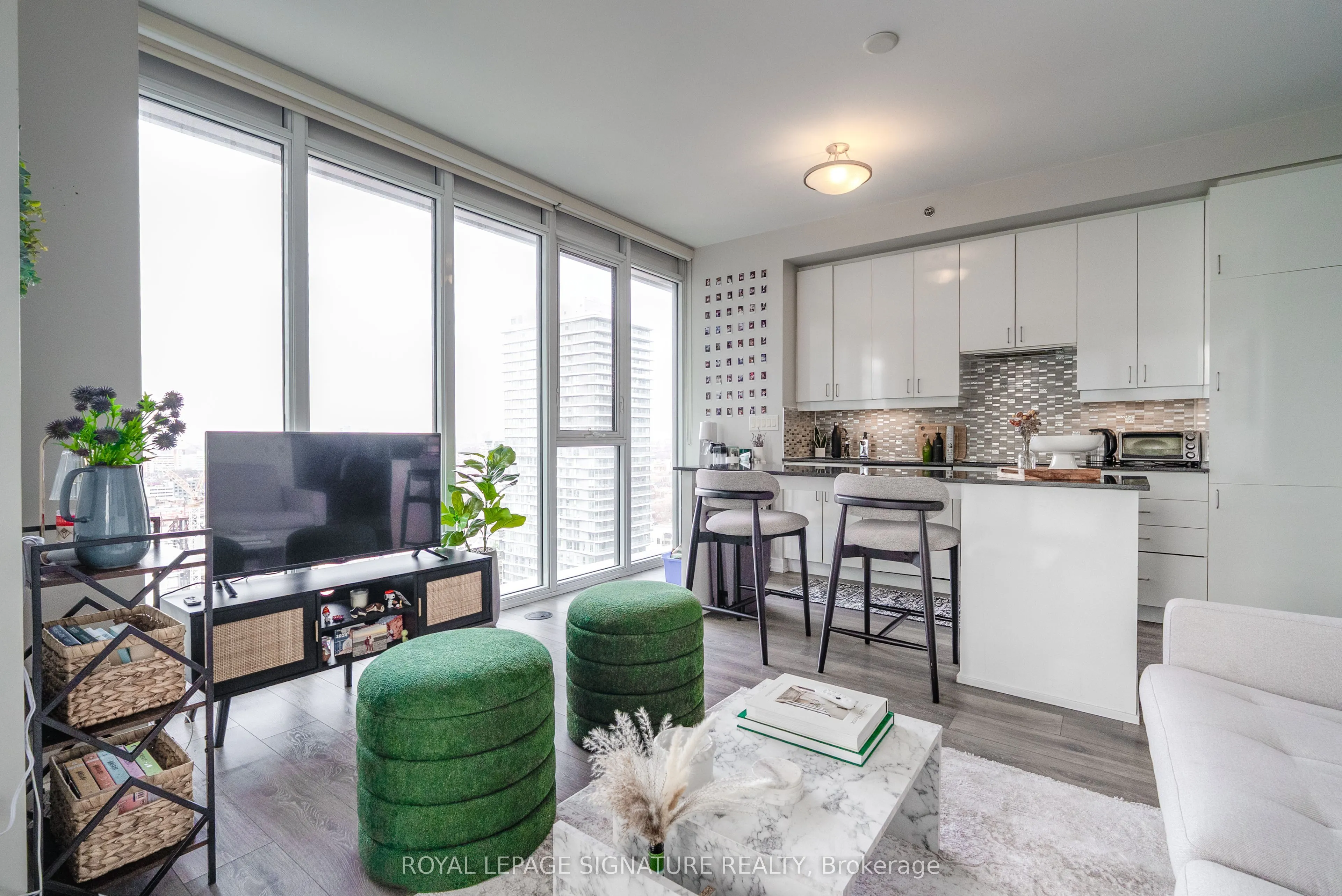 426 University Avenue #2503