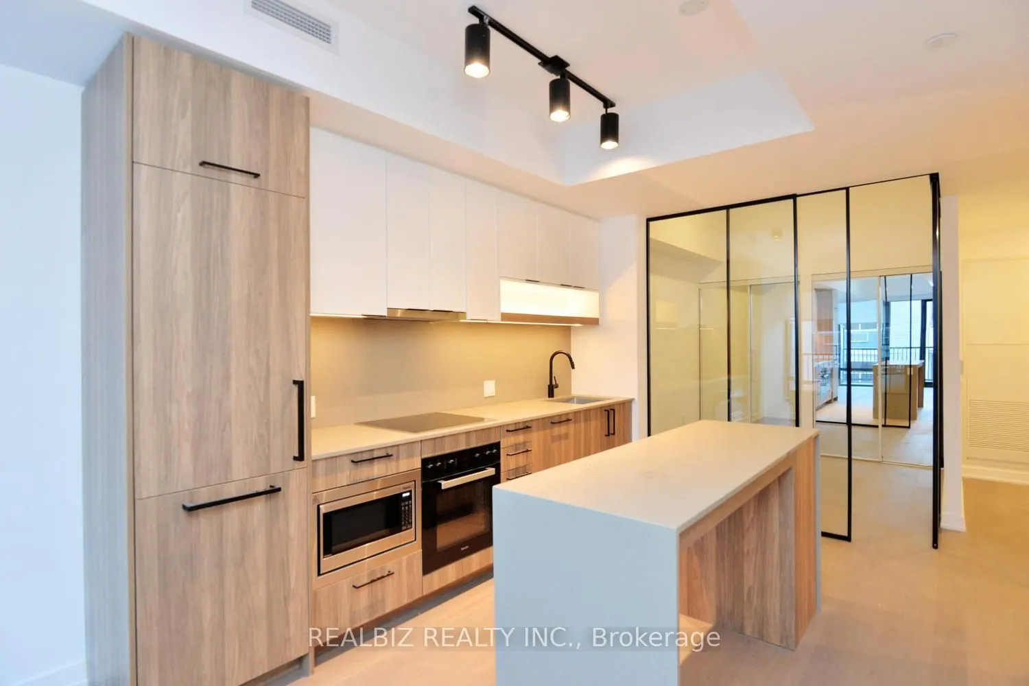 91 Montclair Avenue #823