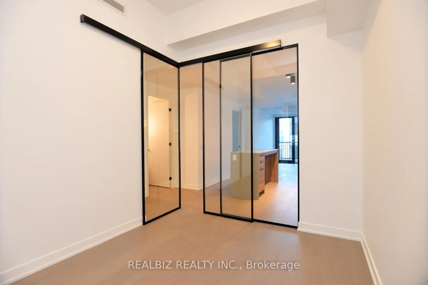 91 Montclair Avenue #823